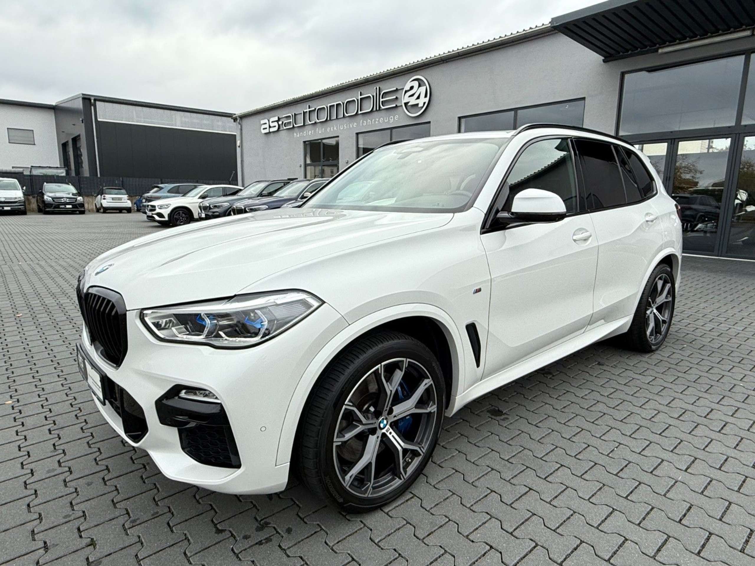 BMW - X5 M