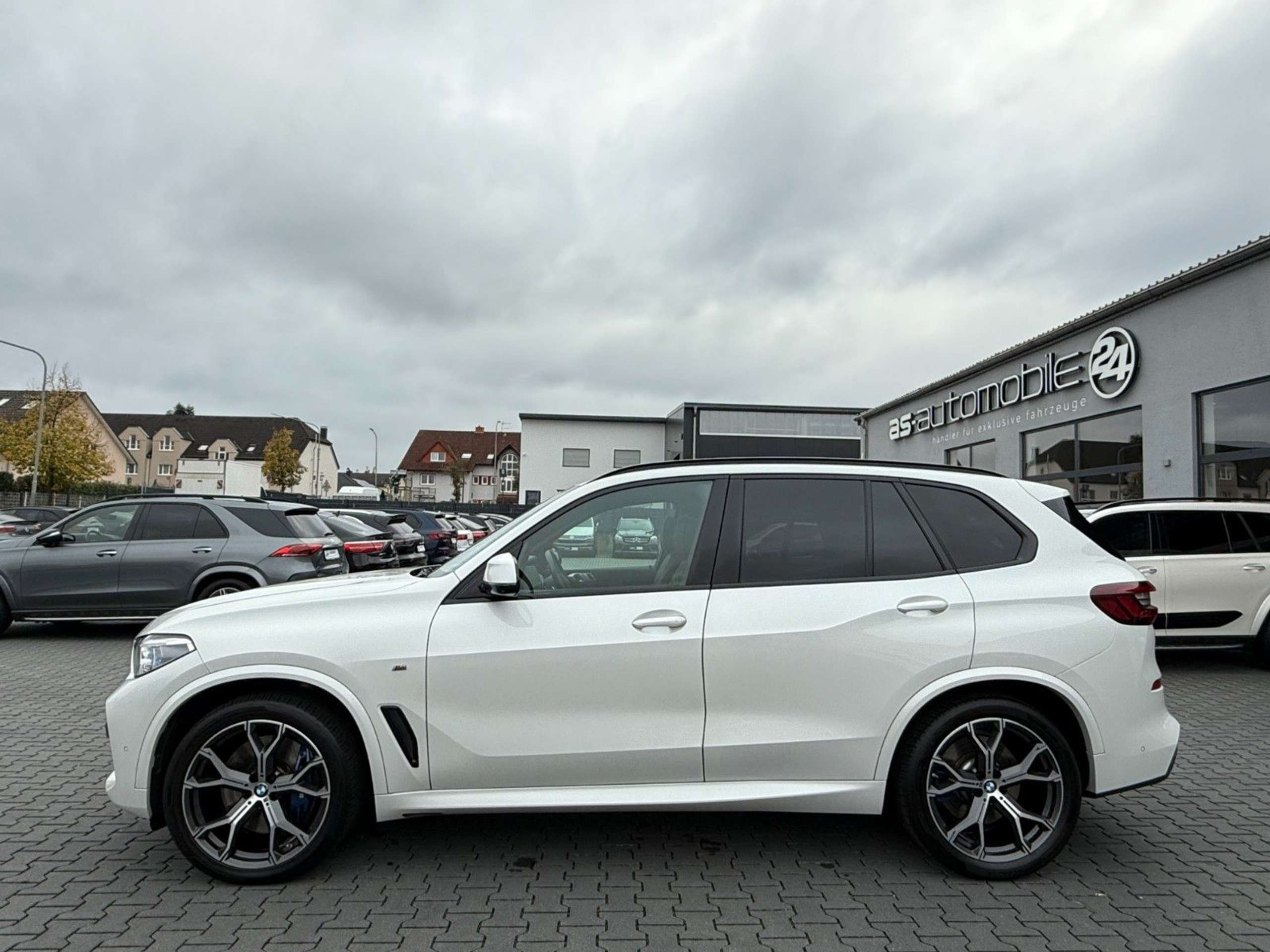 BMW - X5 M