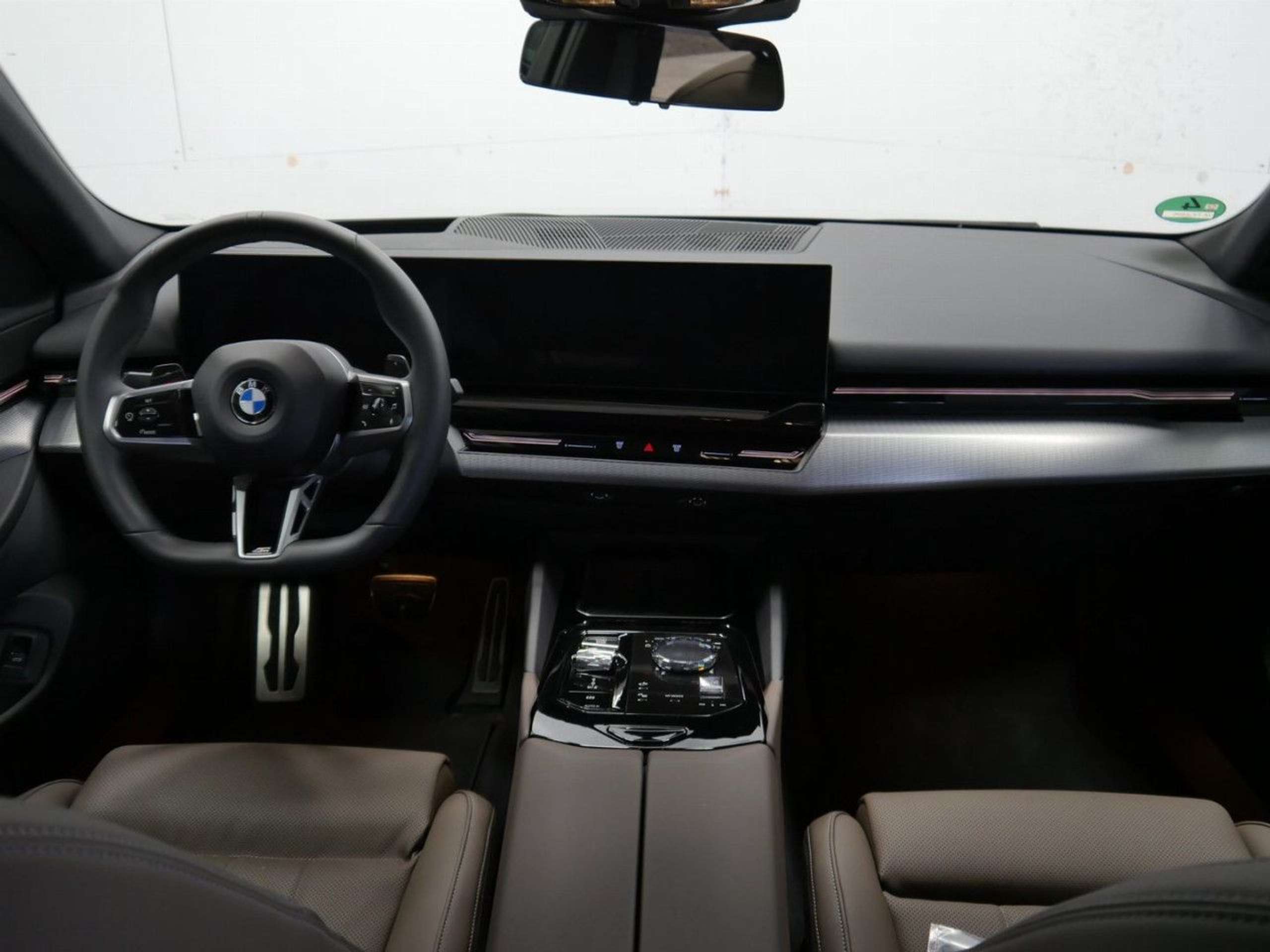 BMW - 520