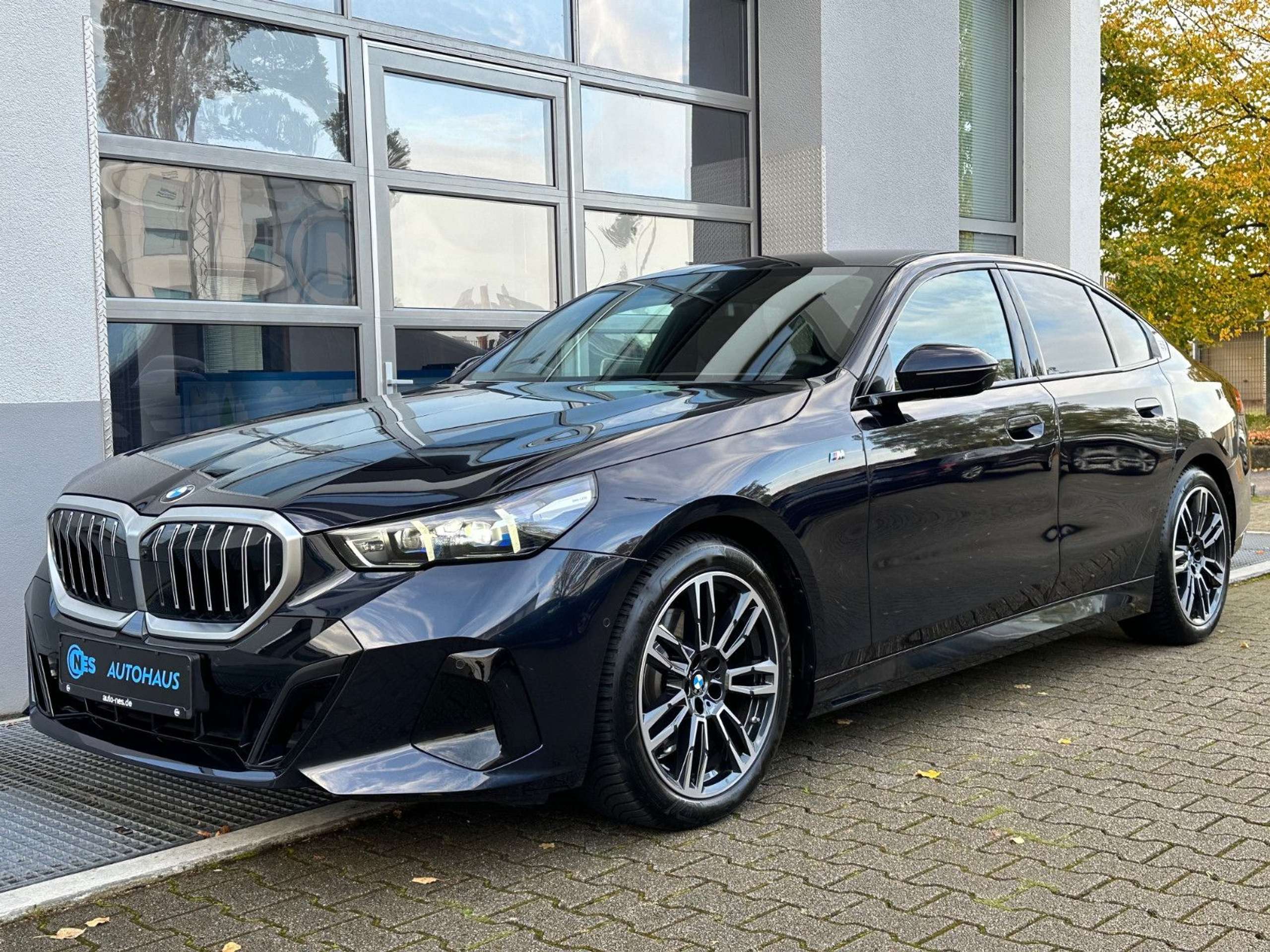 BMW - 520