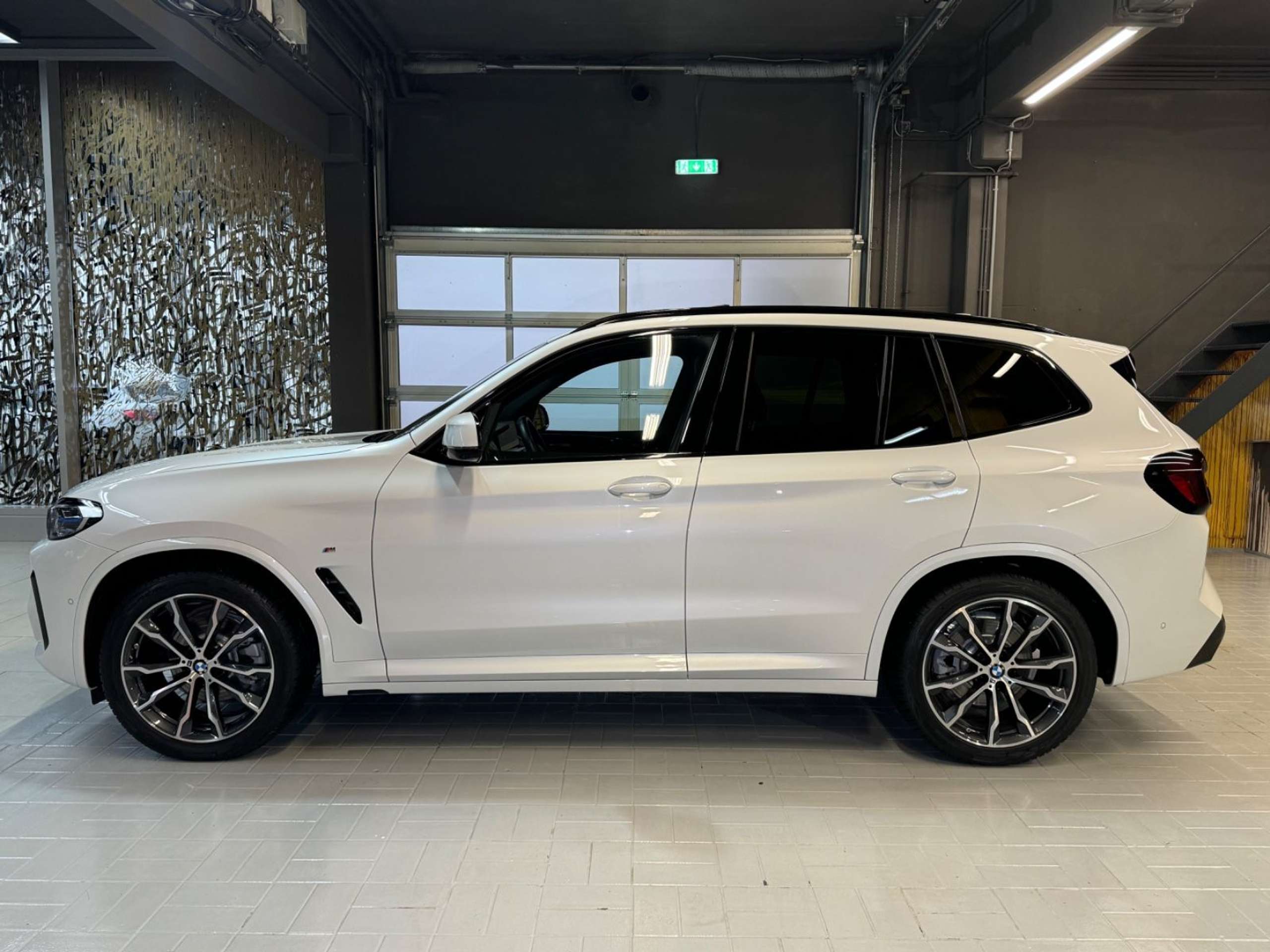 BMW - X3