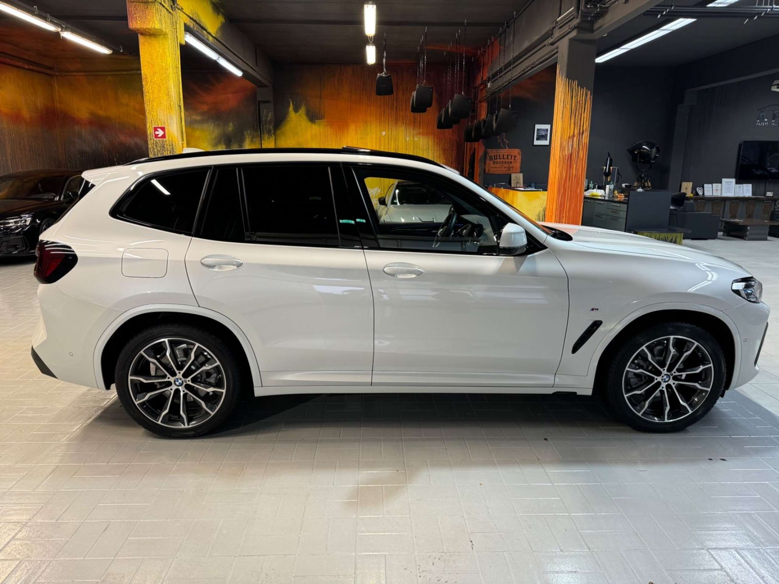 BMW - X3