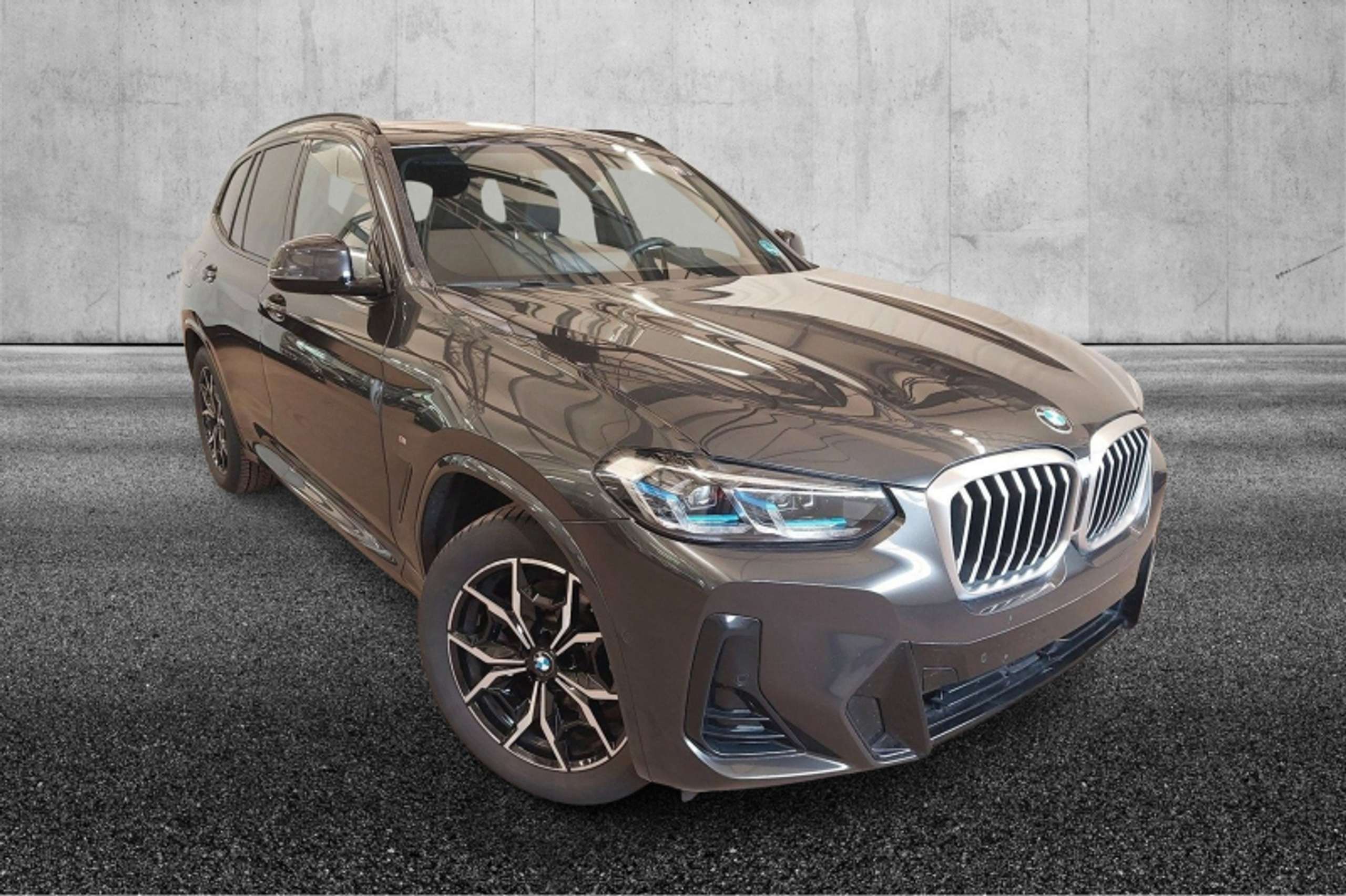 BMW - X3