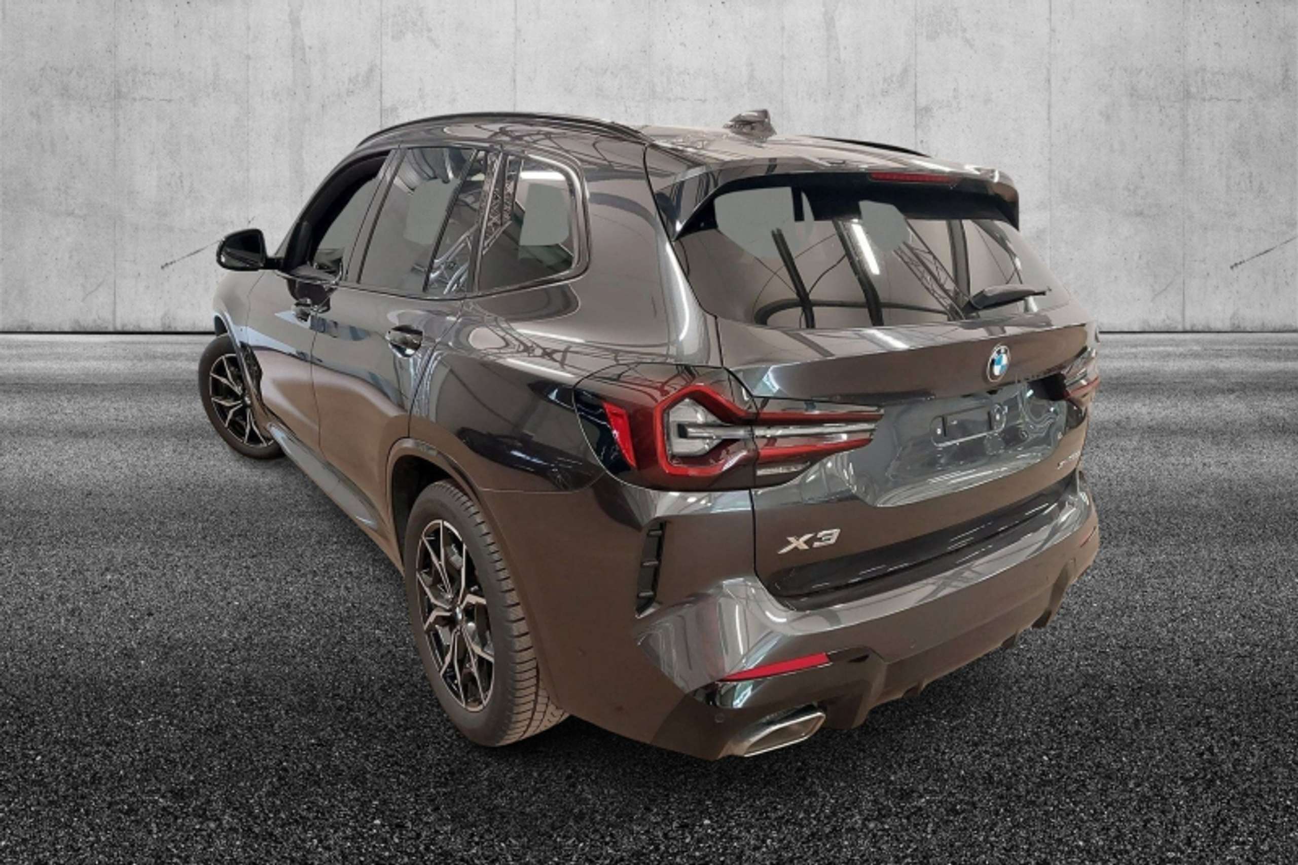 BMW - X3