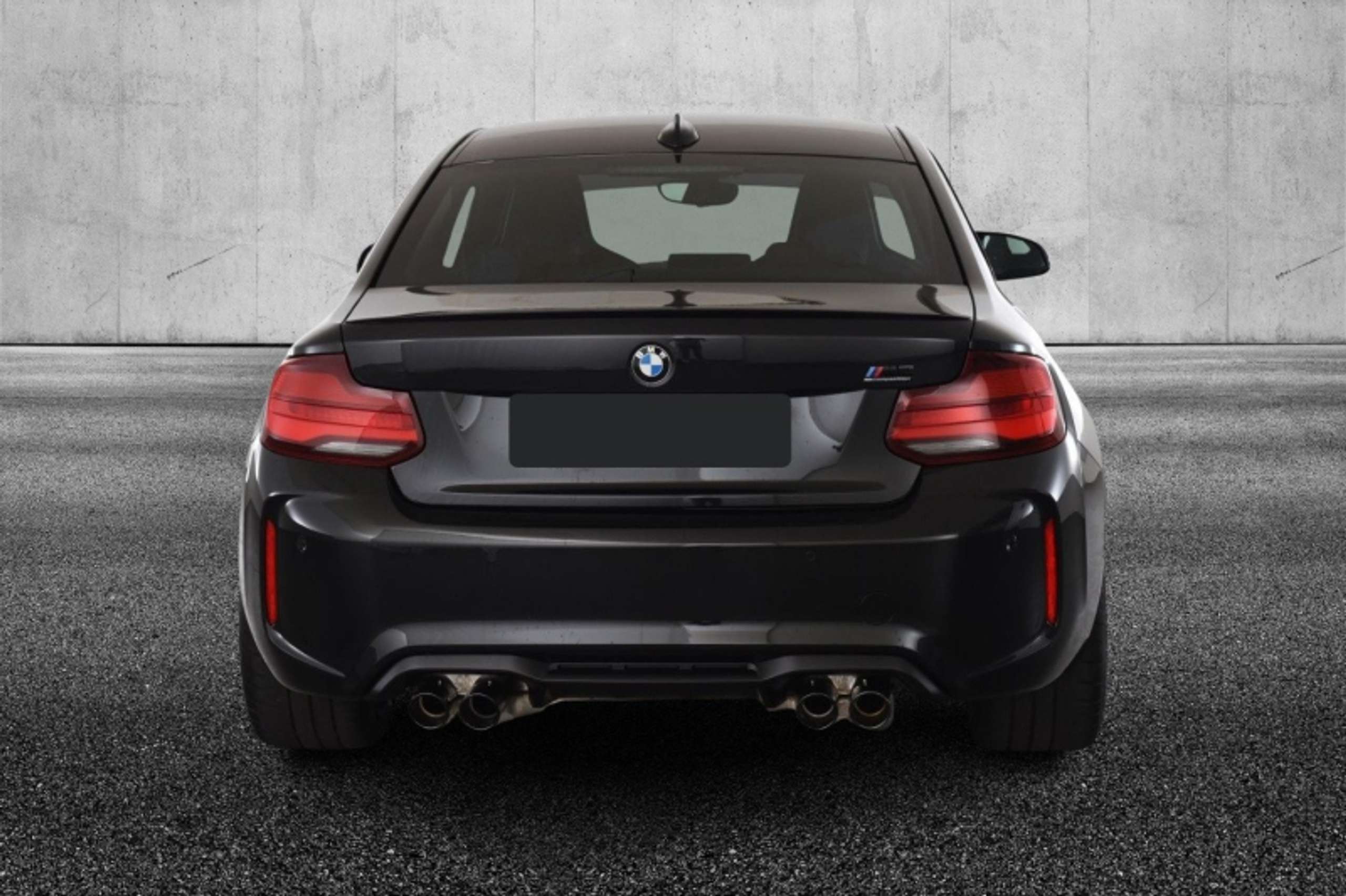 BMW - M2