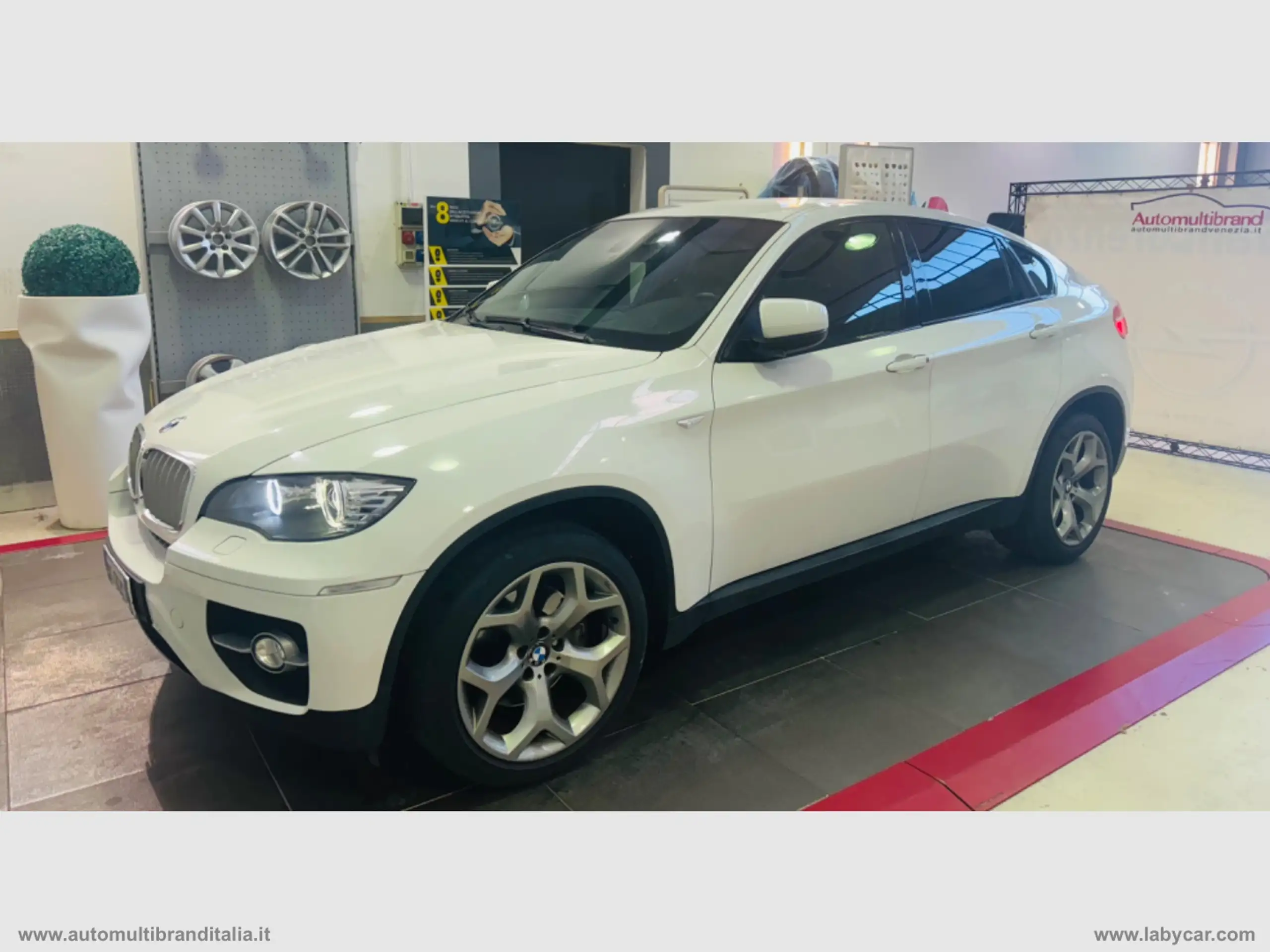 BMW - X6