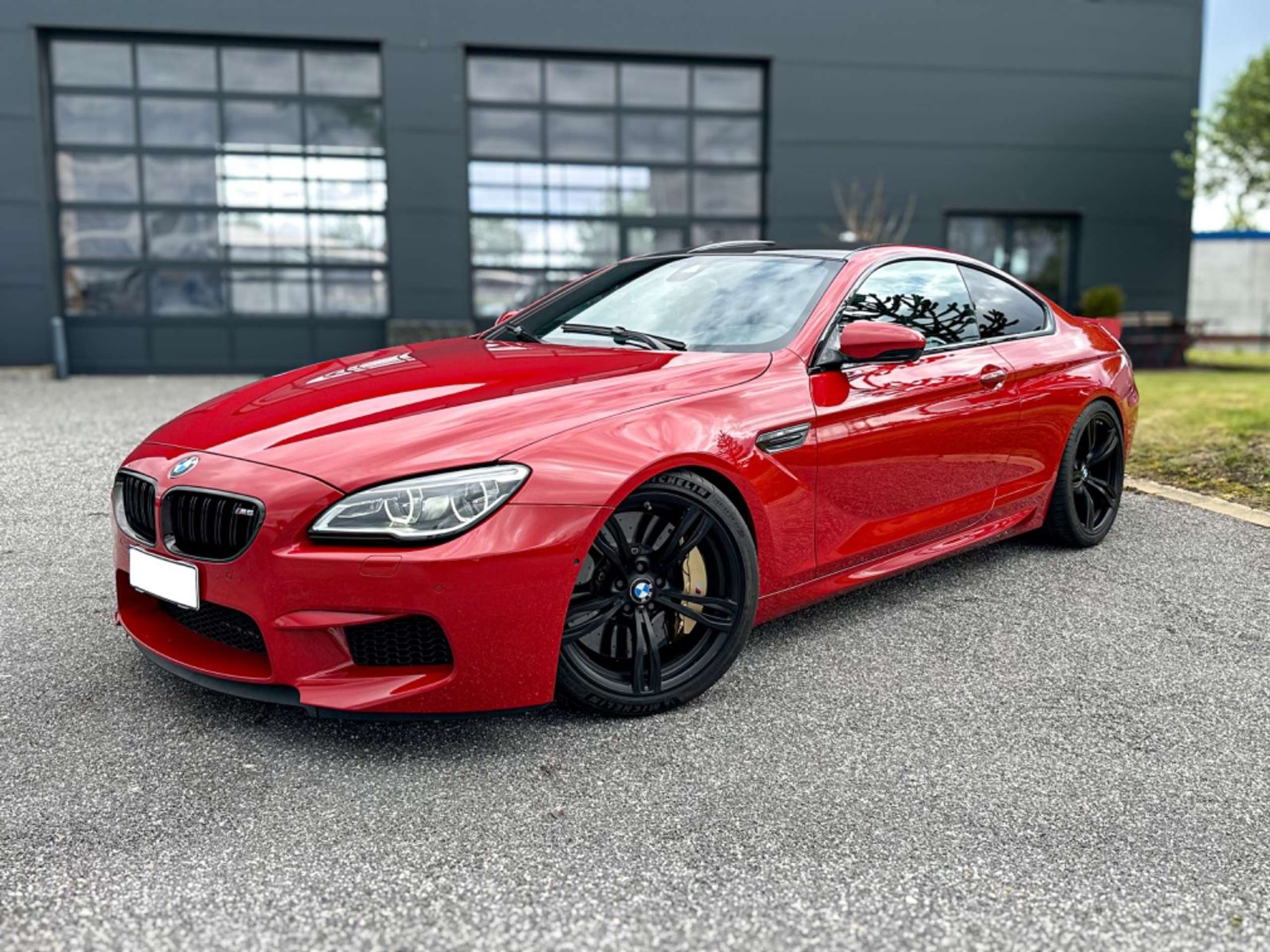 BMW - M6