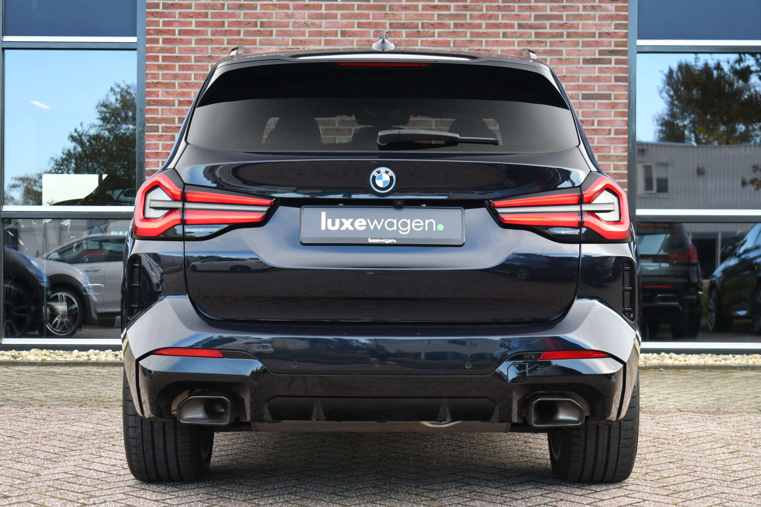 BMW - X3