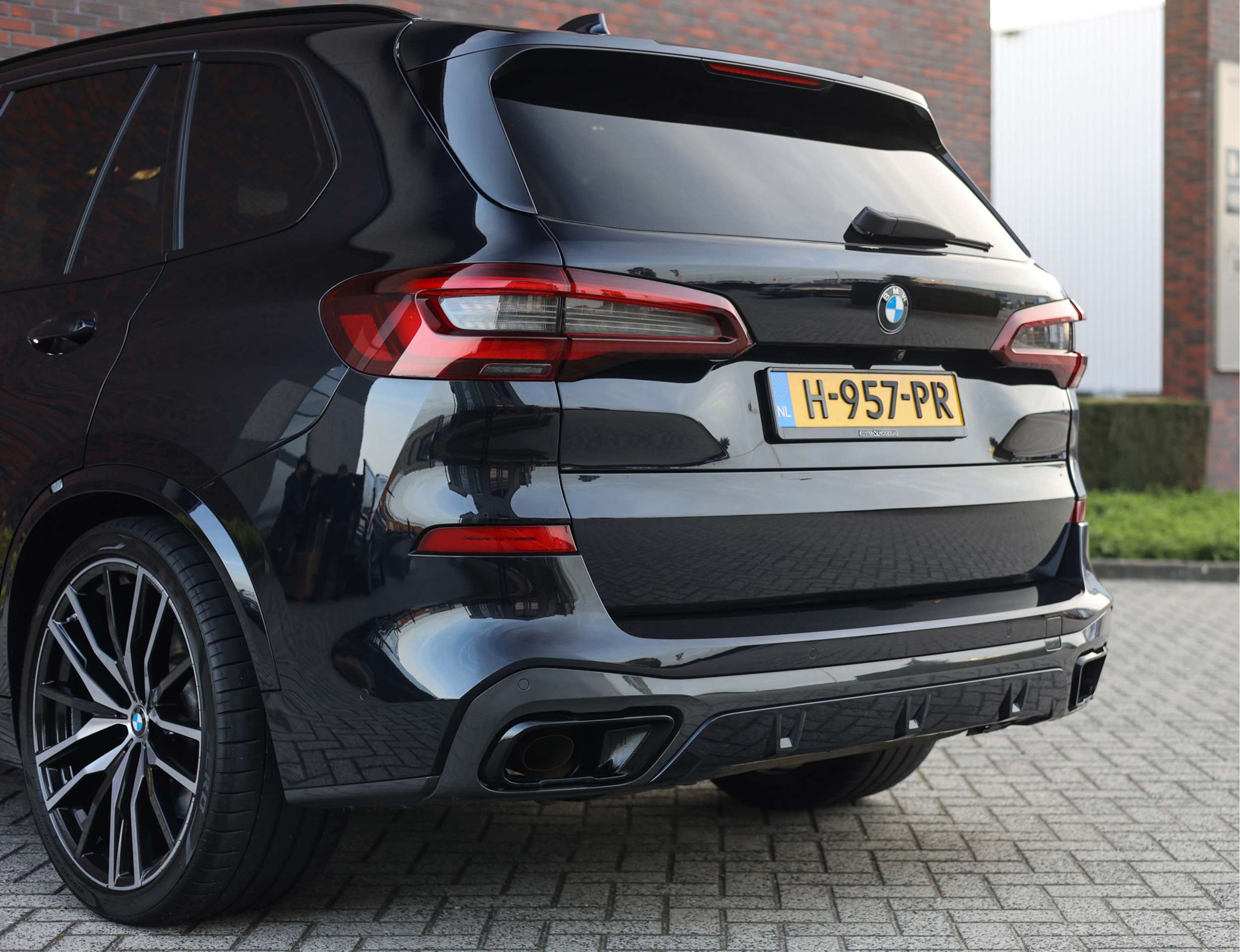 BMW - X5