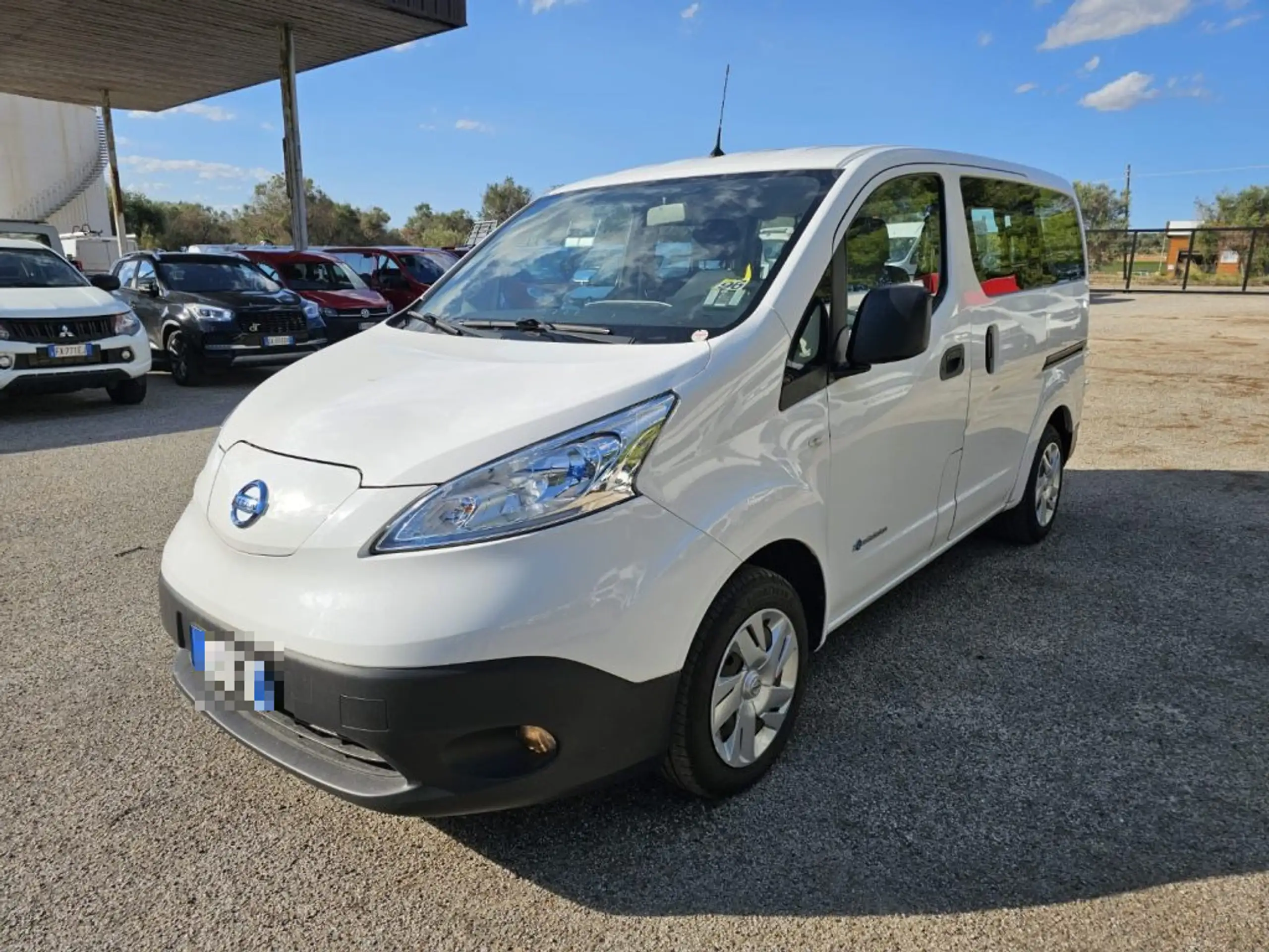 Nissan - E-NV200