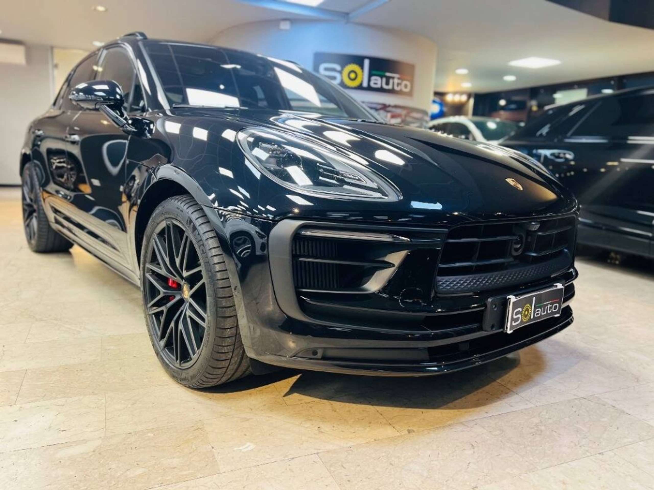 Porsche - Macan