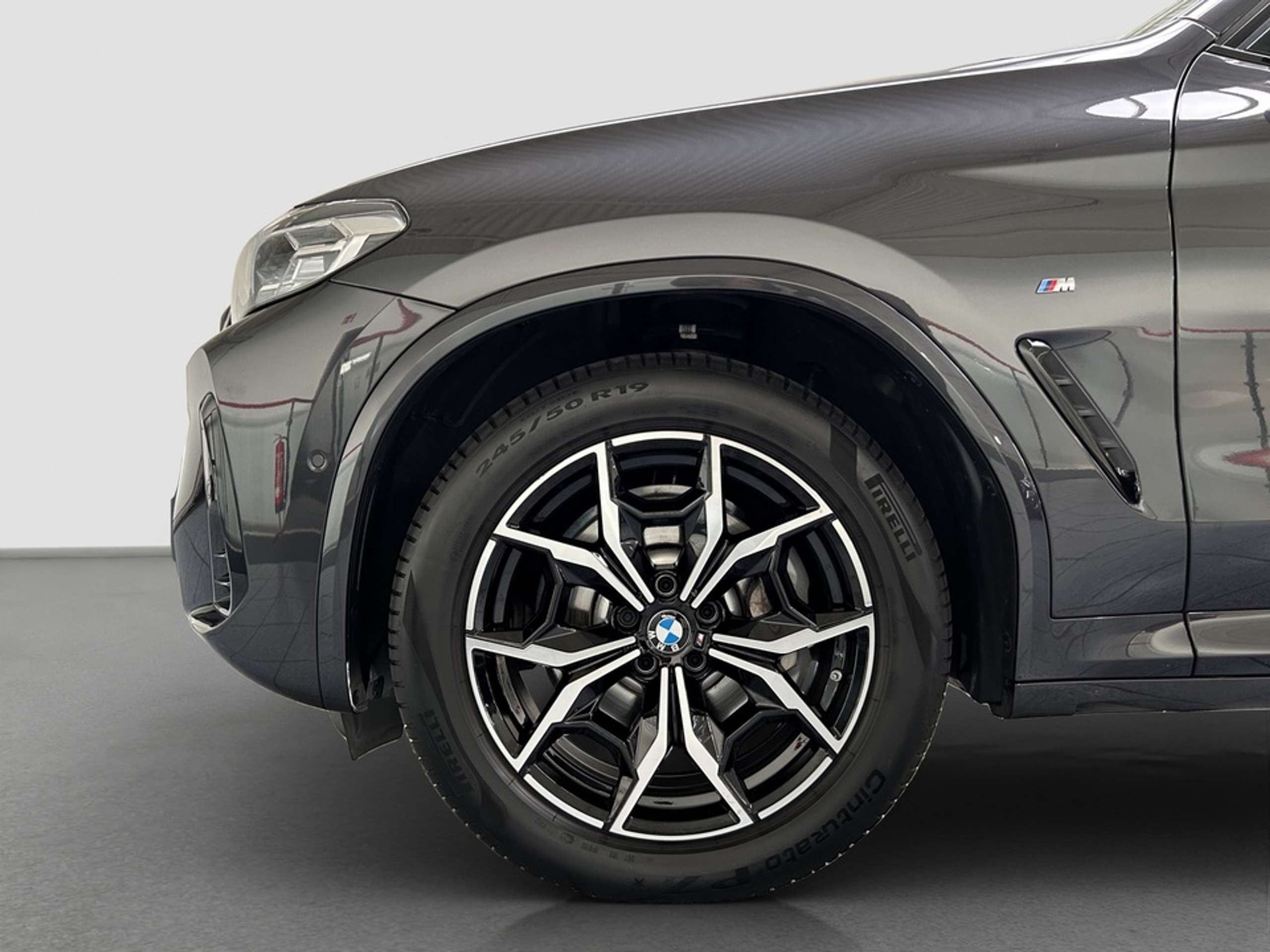 BMW - X3