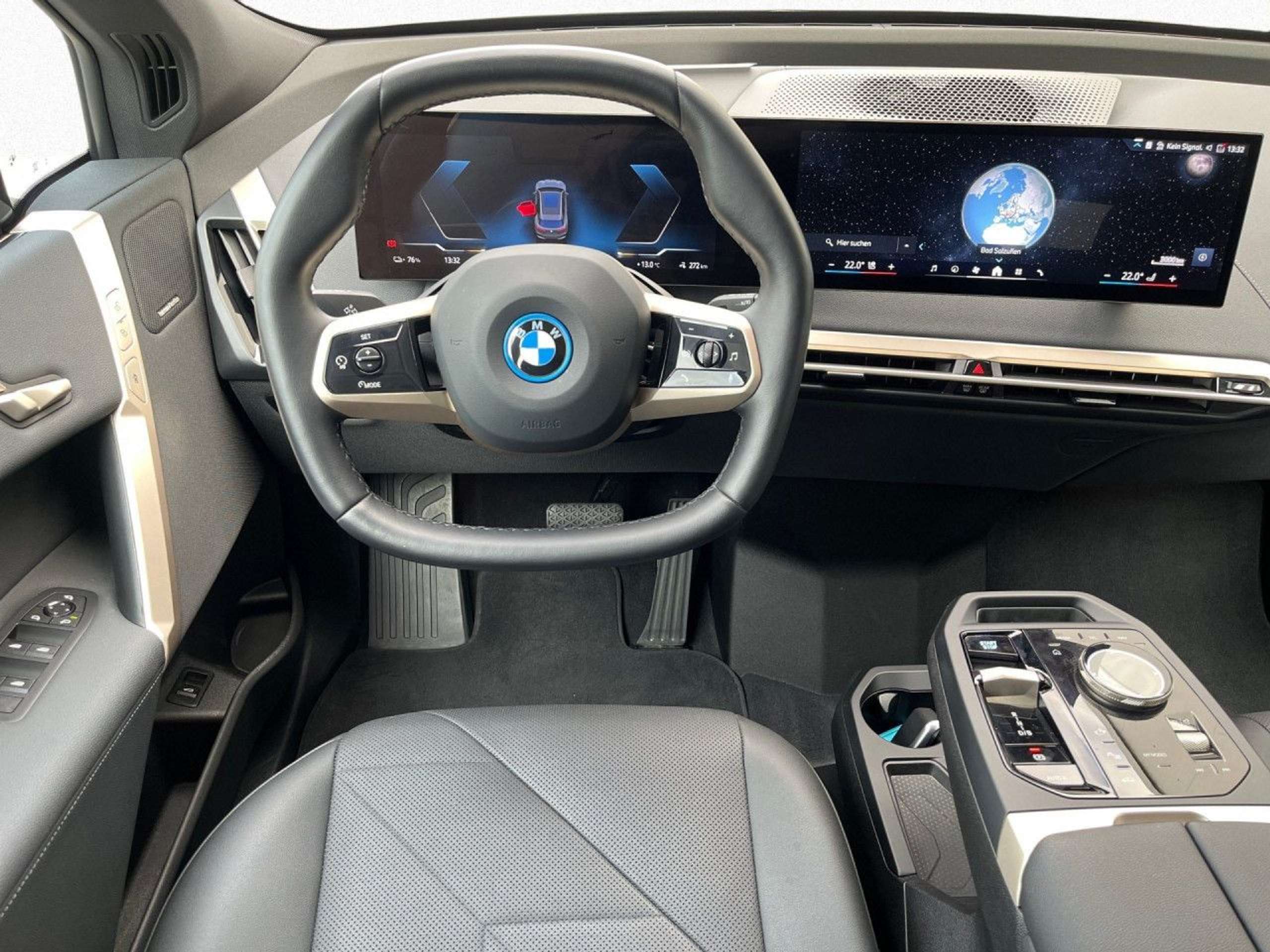 BMW - iX