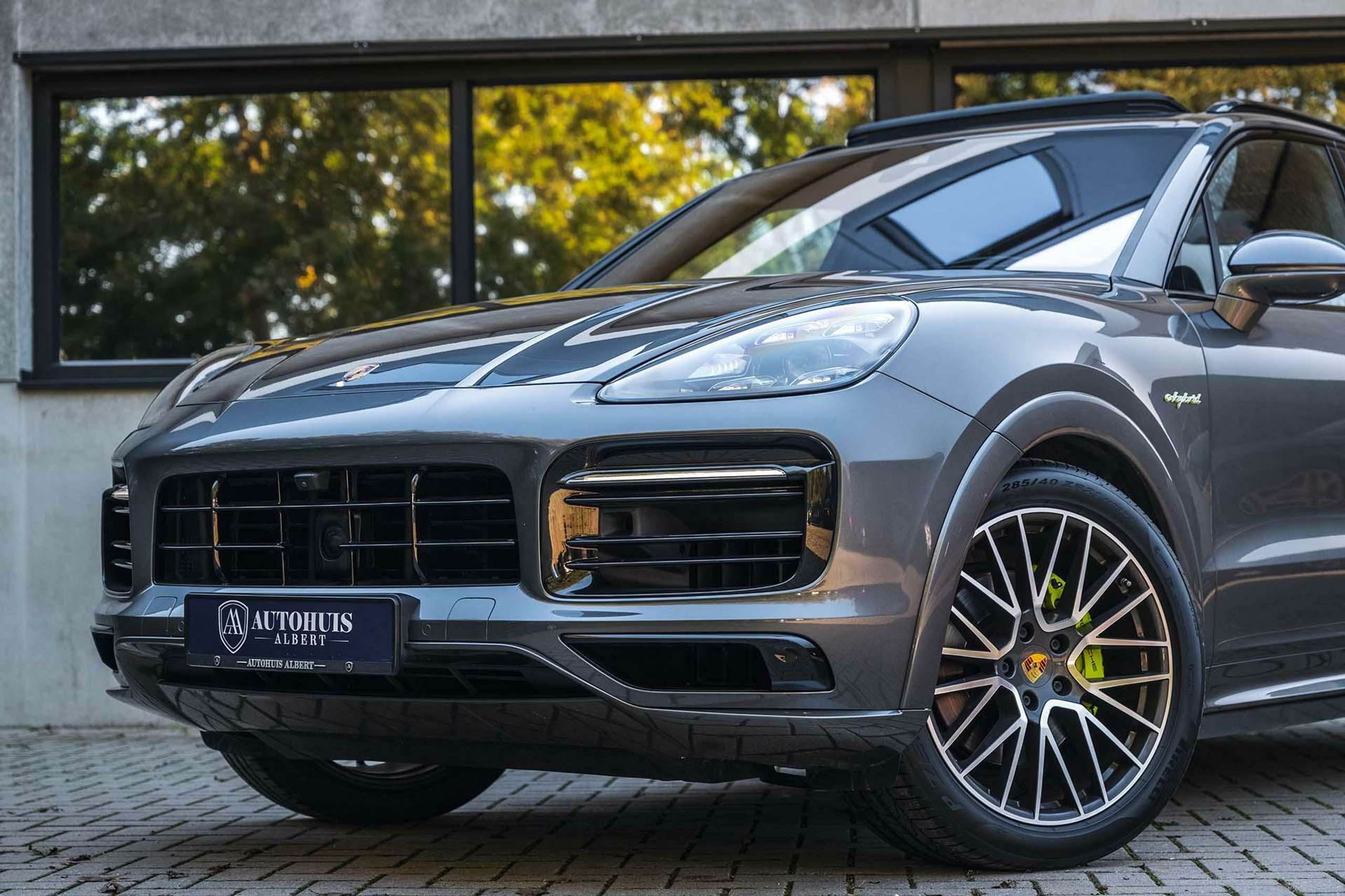 Porsche - Cayenne