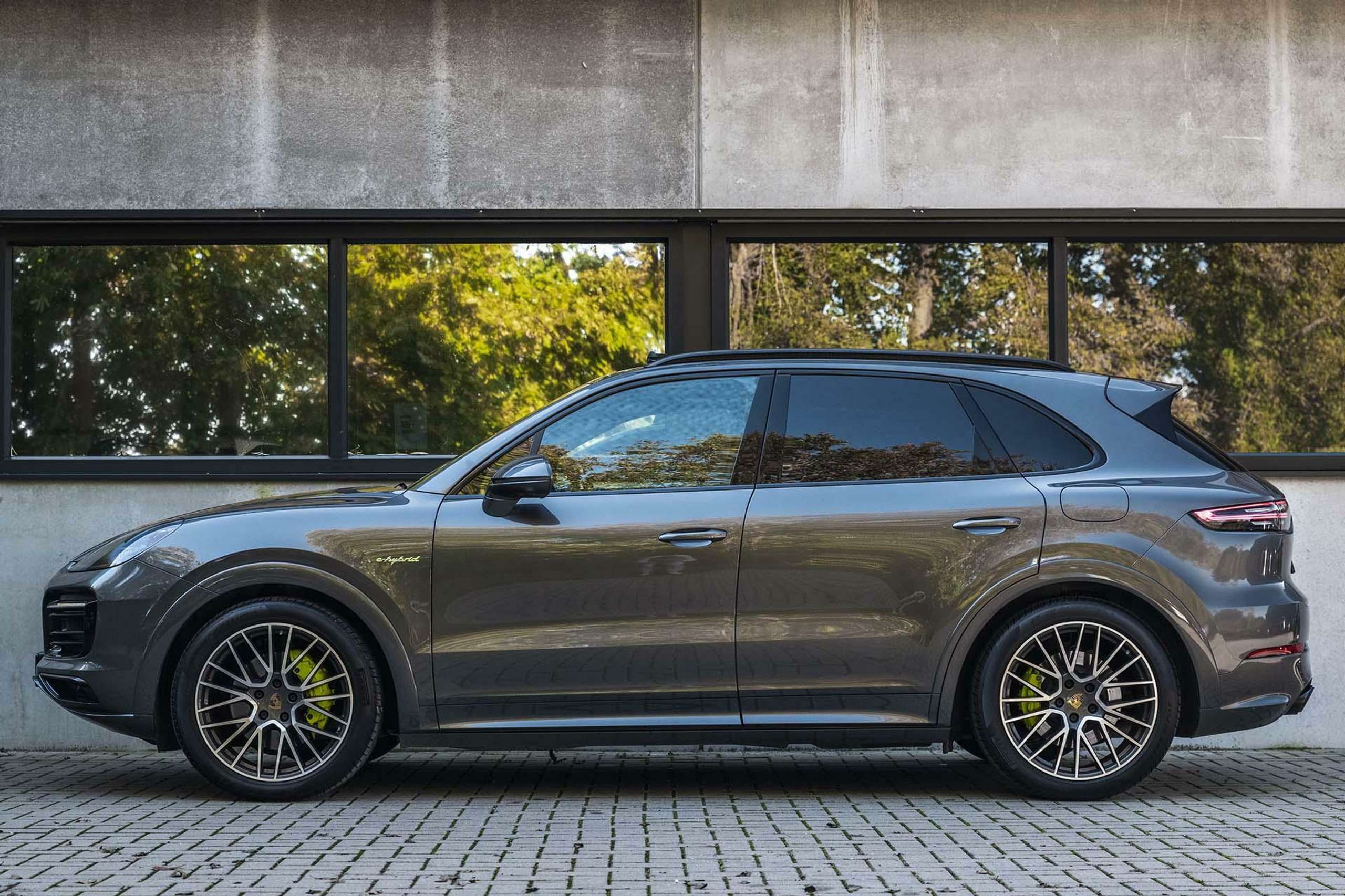 Porsche - Cayenne