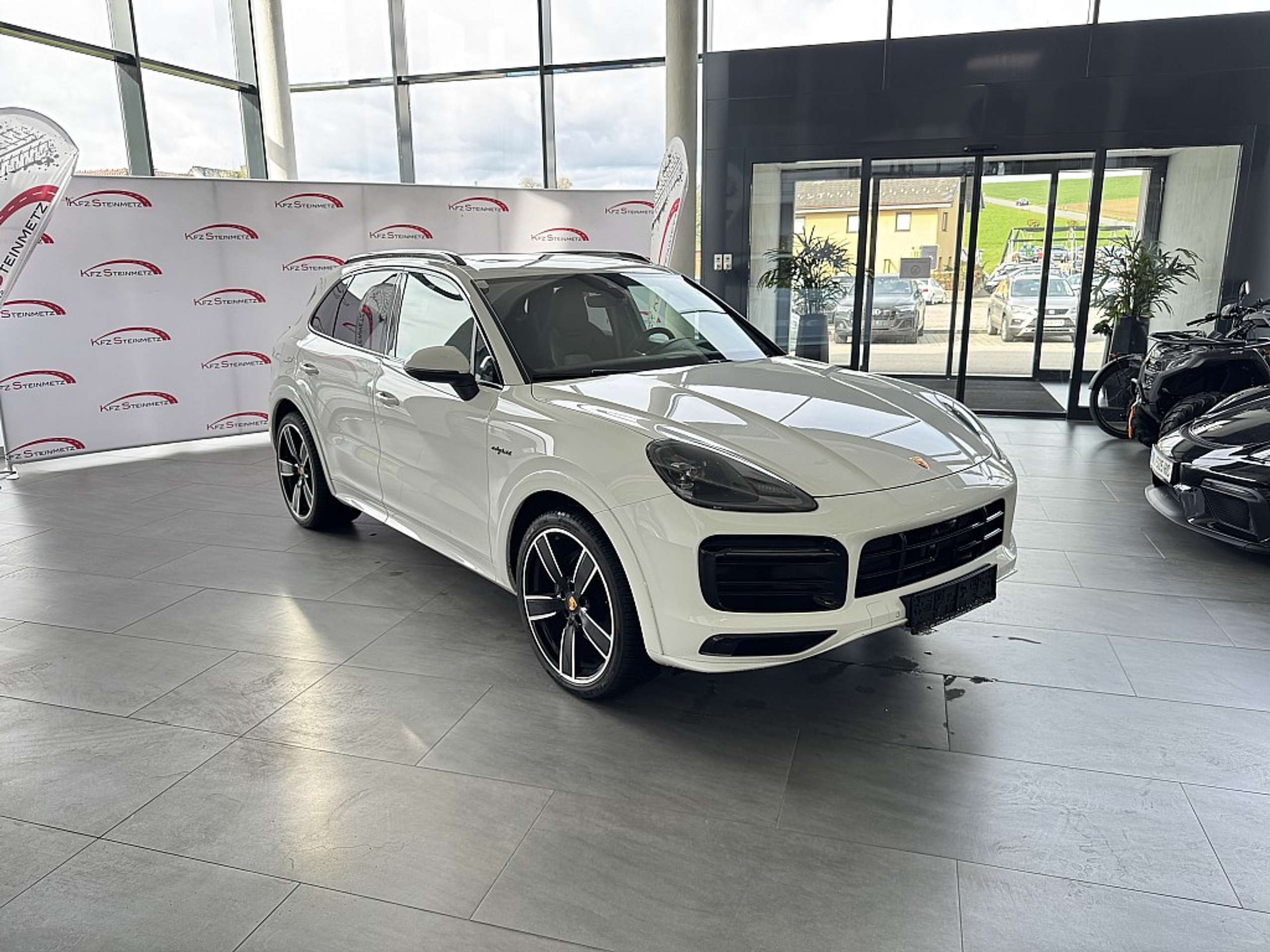 Porsche Cayenne 2023