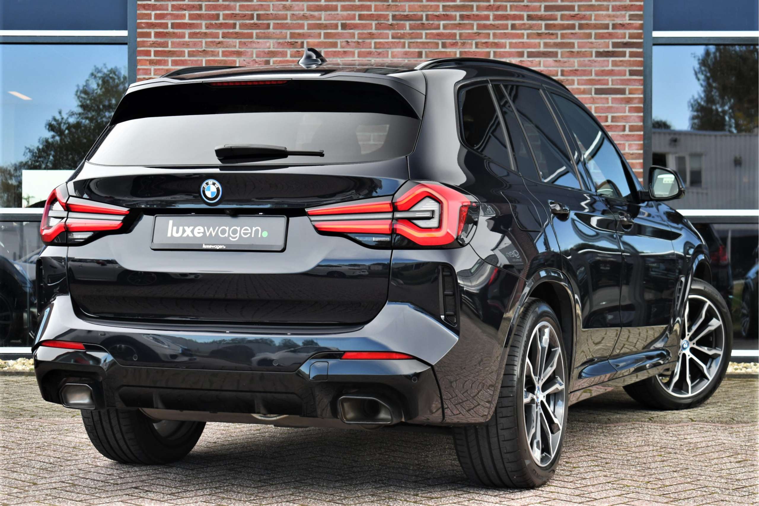 BMW - X3