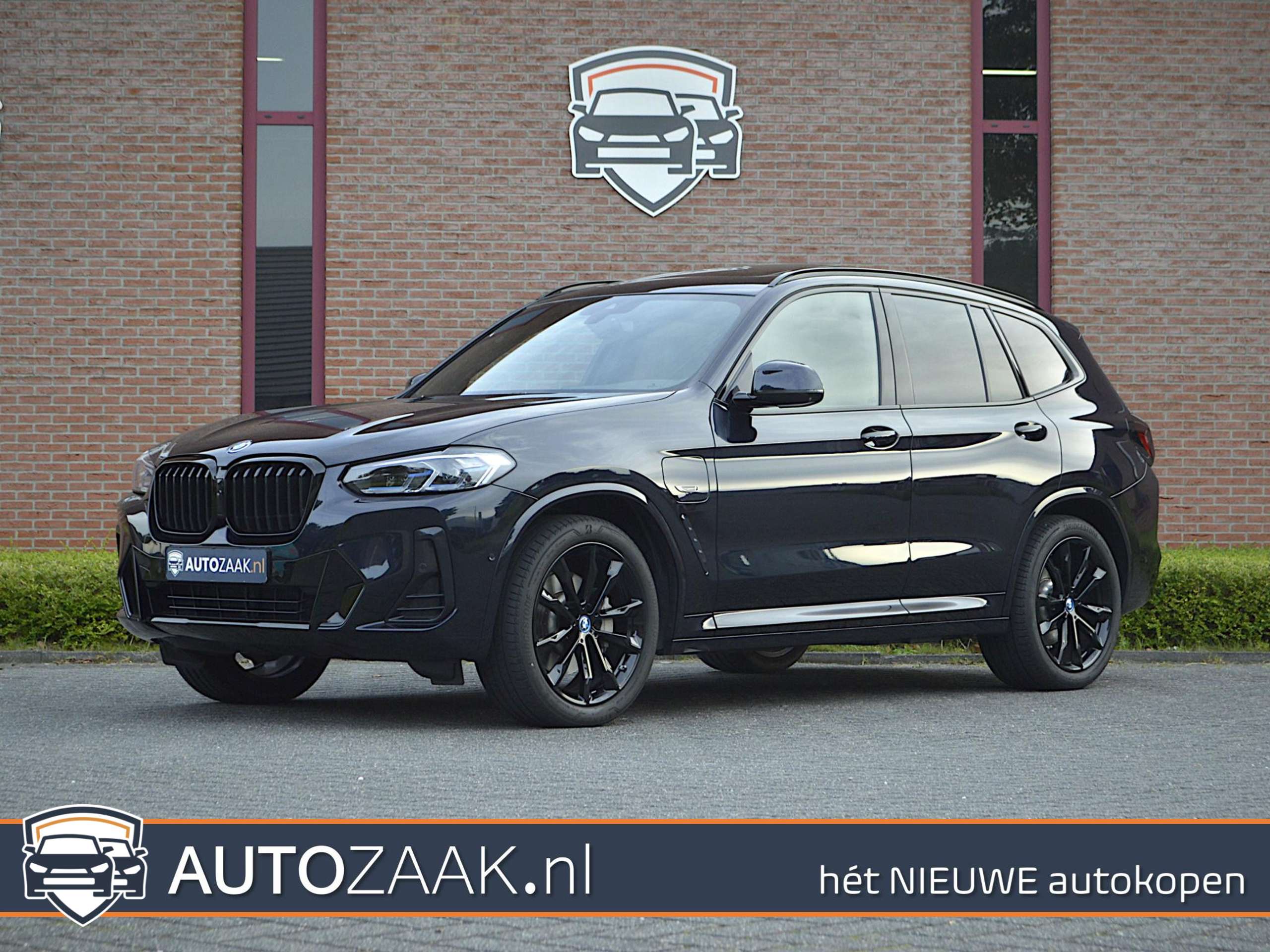 BMW - X3