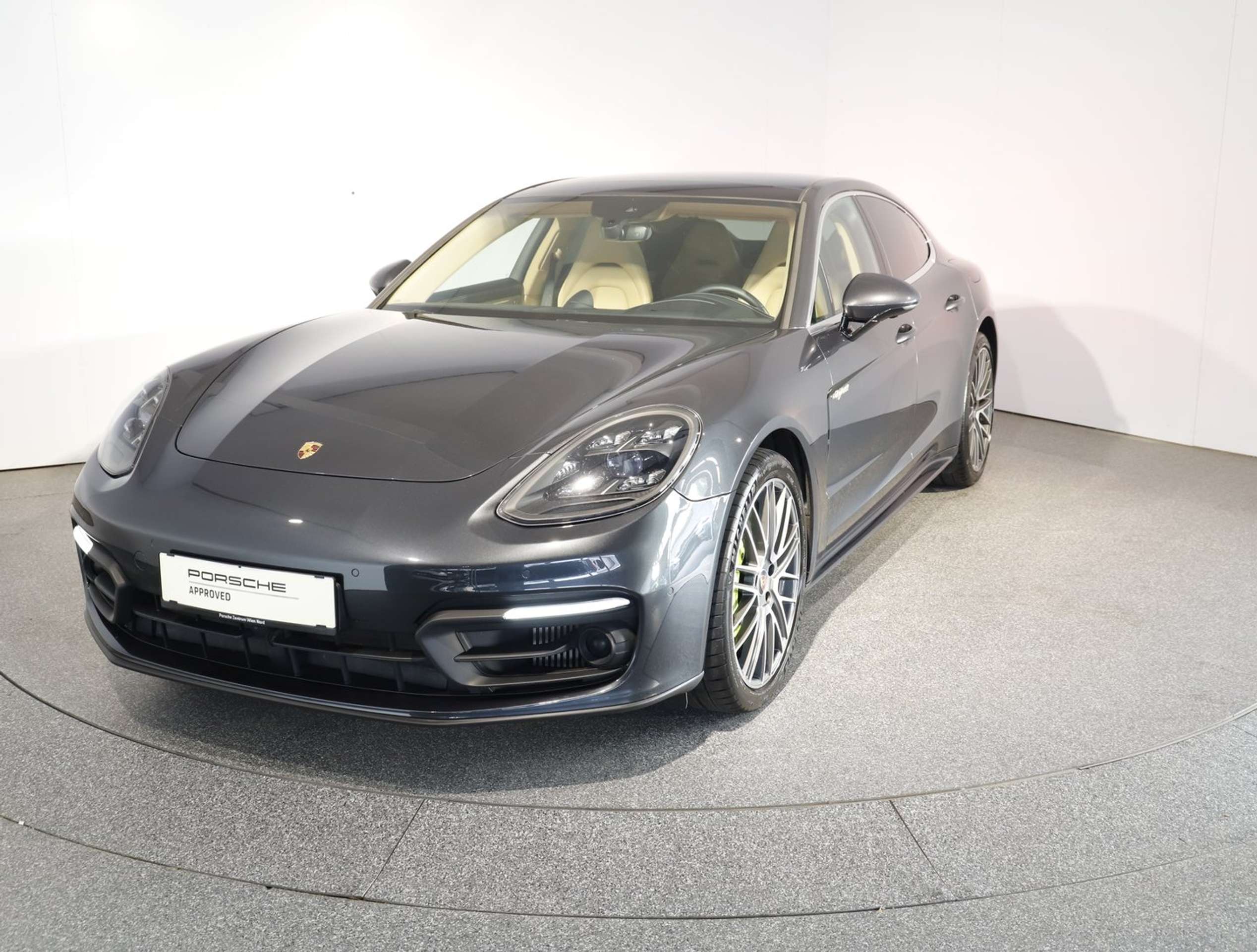 Porsche - Panamera