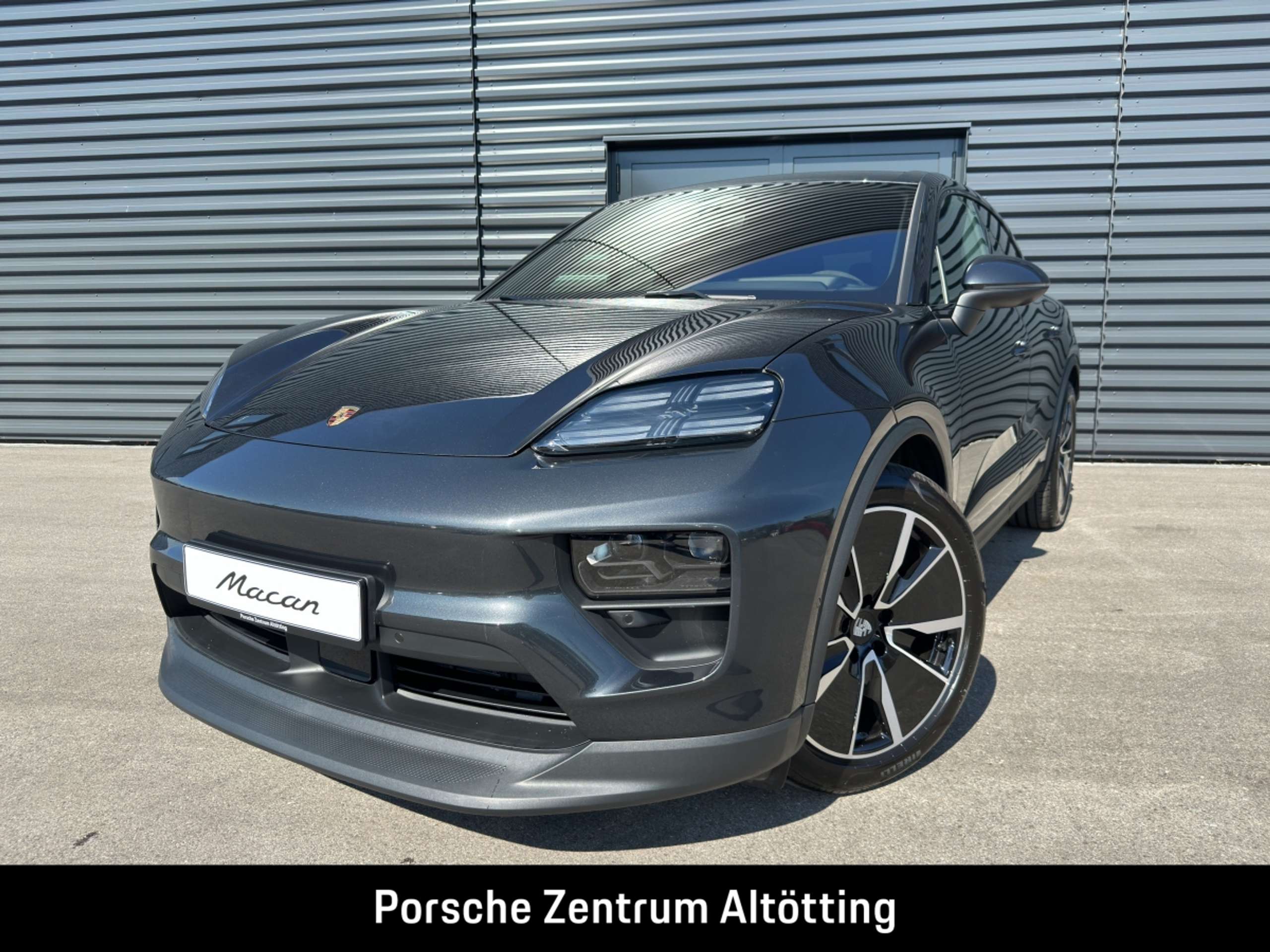 Porsche - Macan