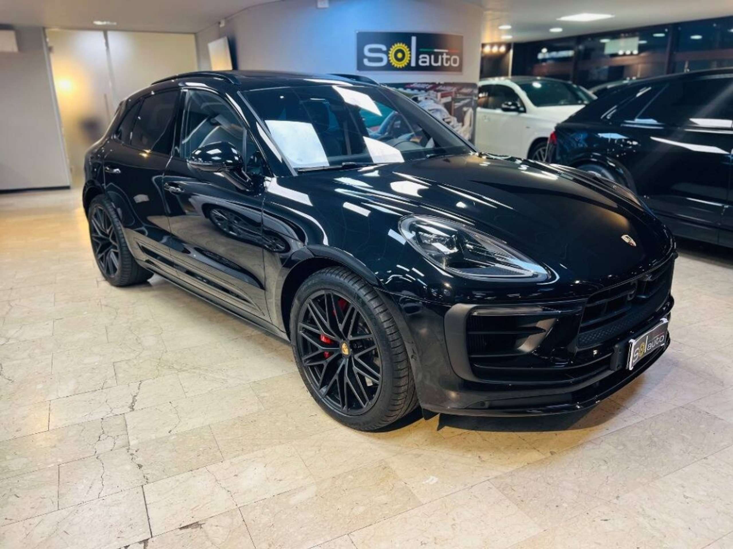 Porsche - Macan