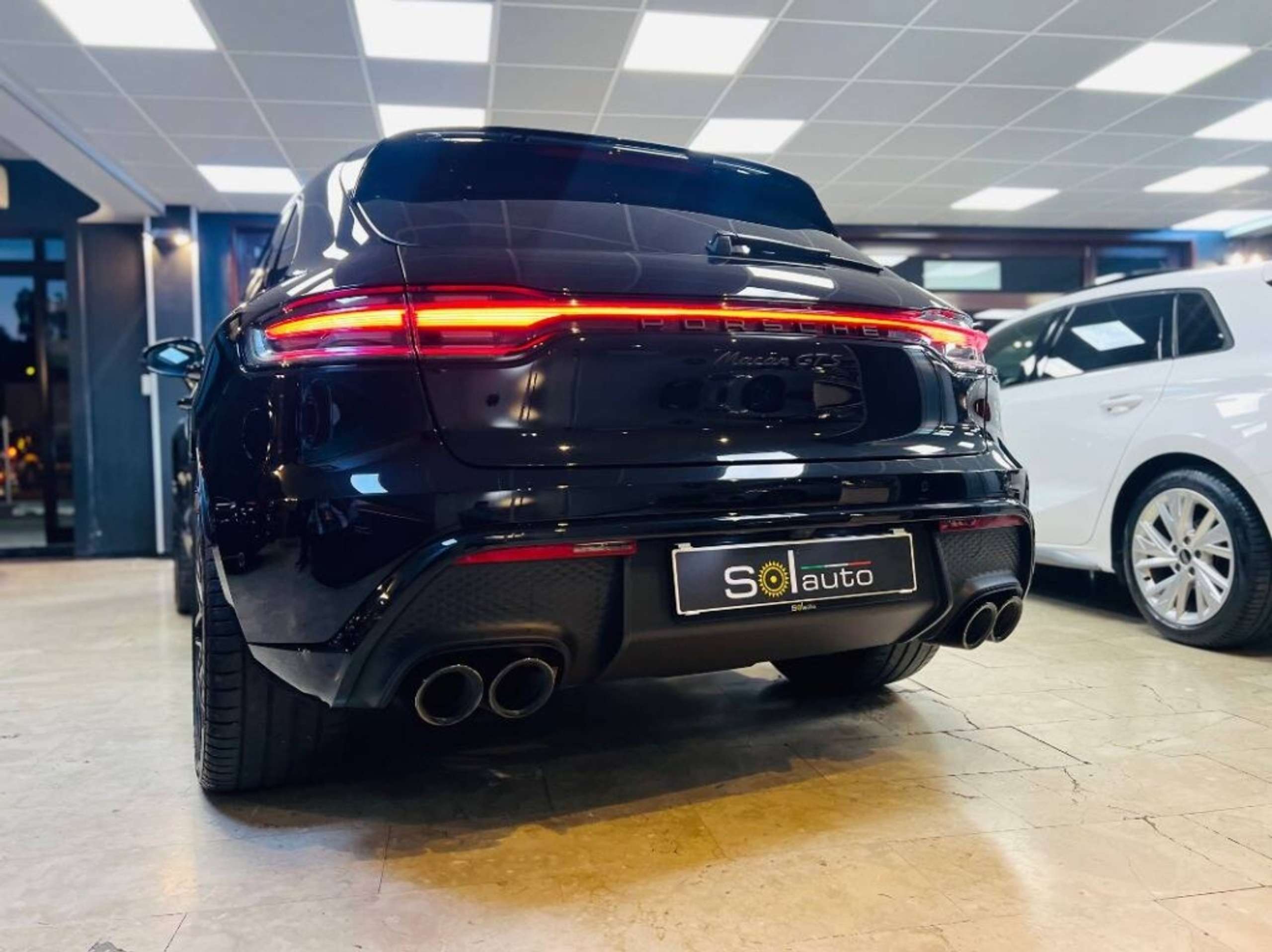 Porsche - Macan