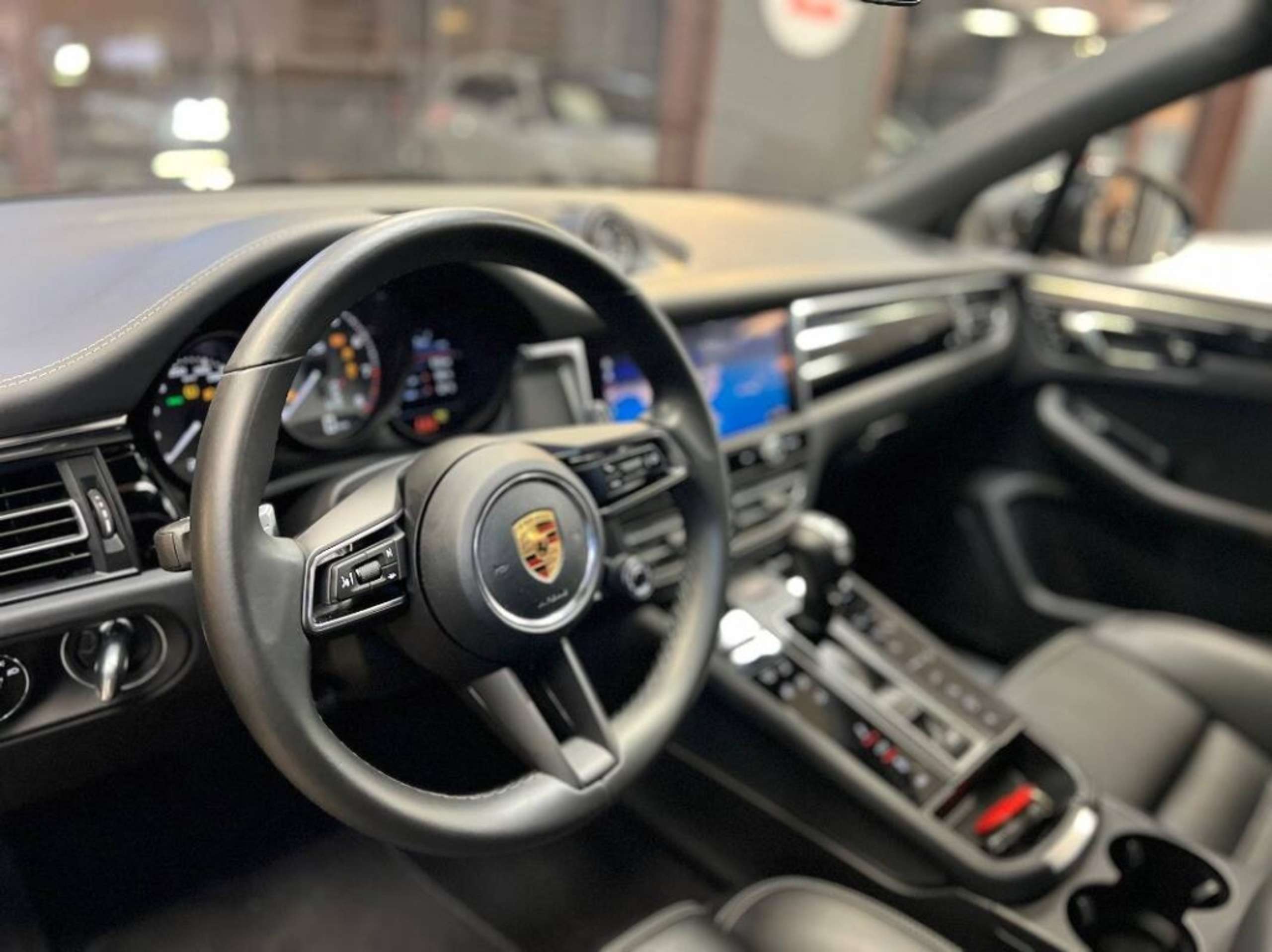 Porsche - Macan