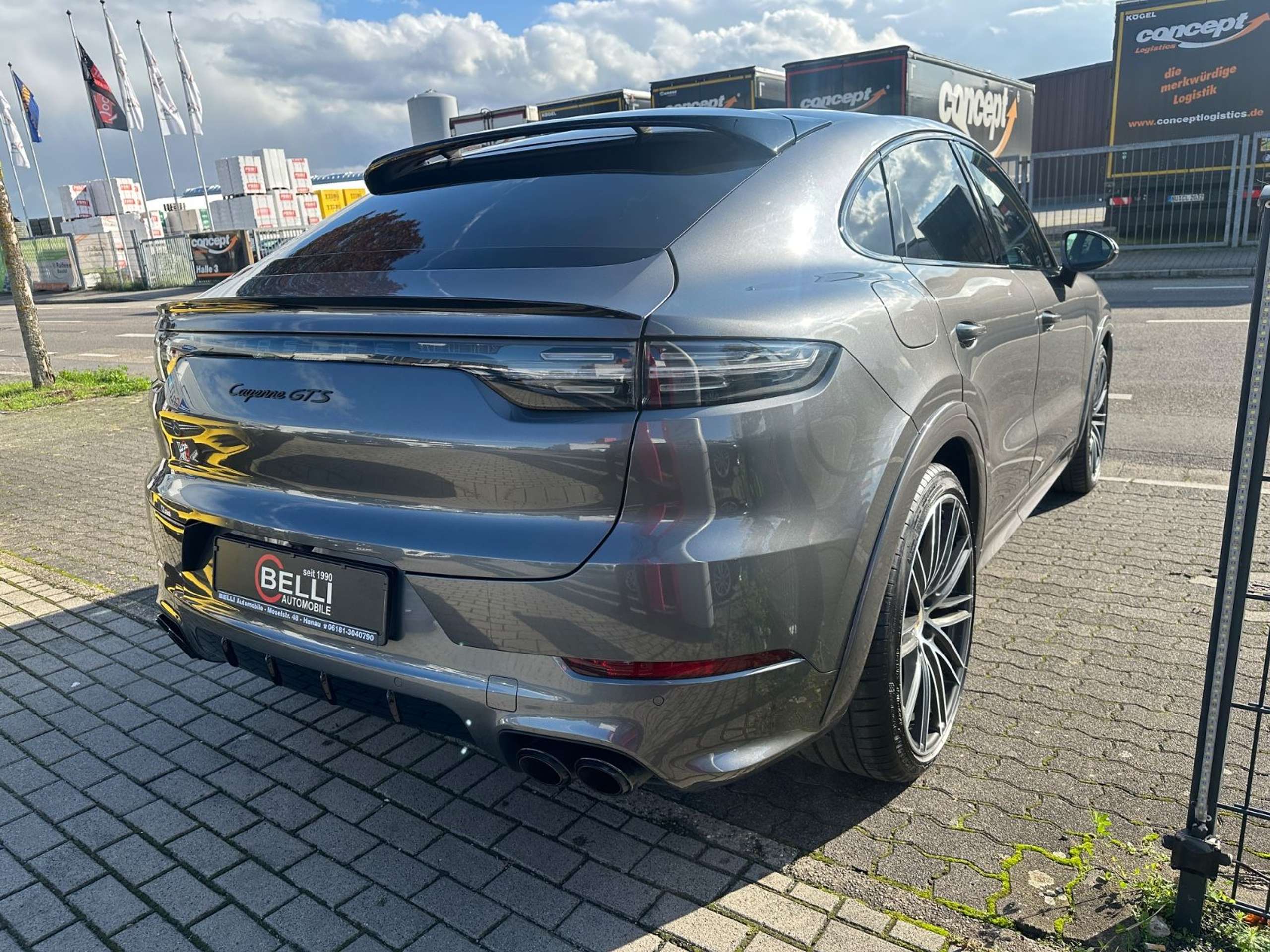 Porsche - Cayenne