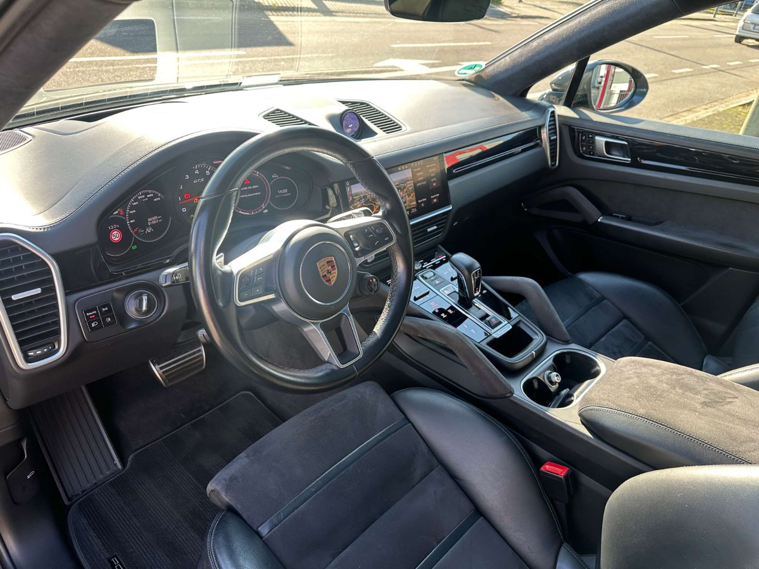 Porsche - Cayenne