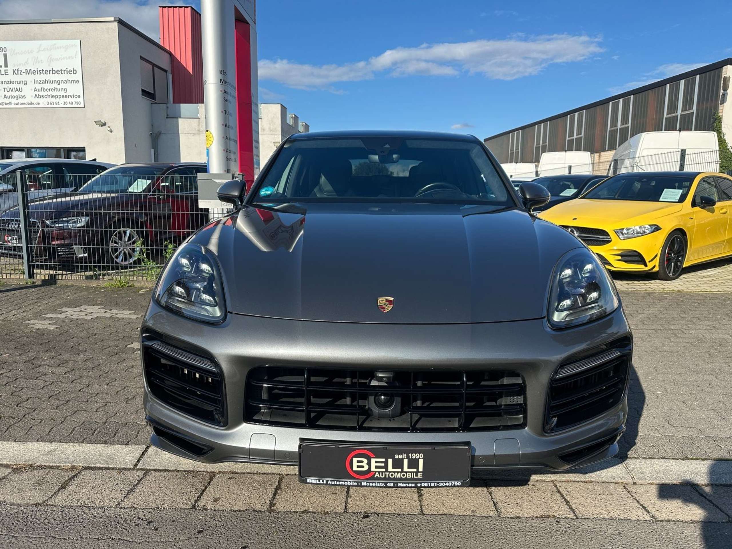 Porsche - Cayenne