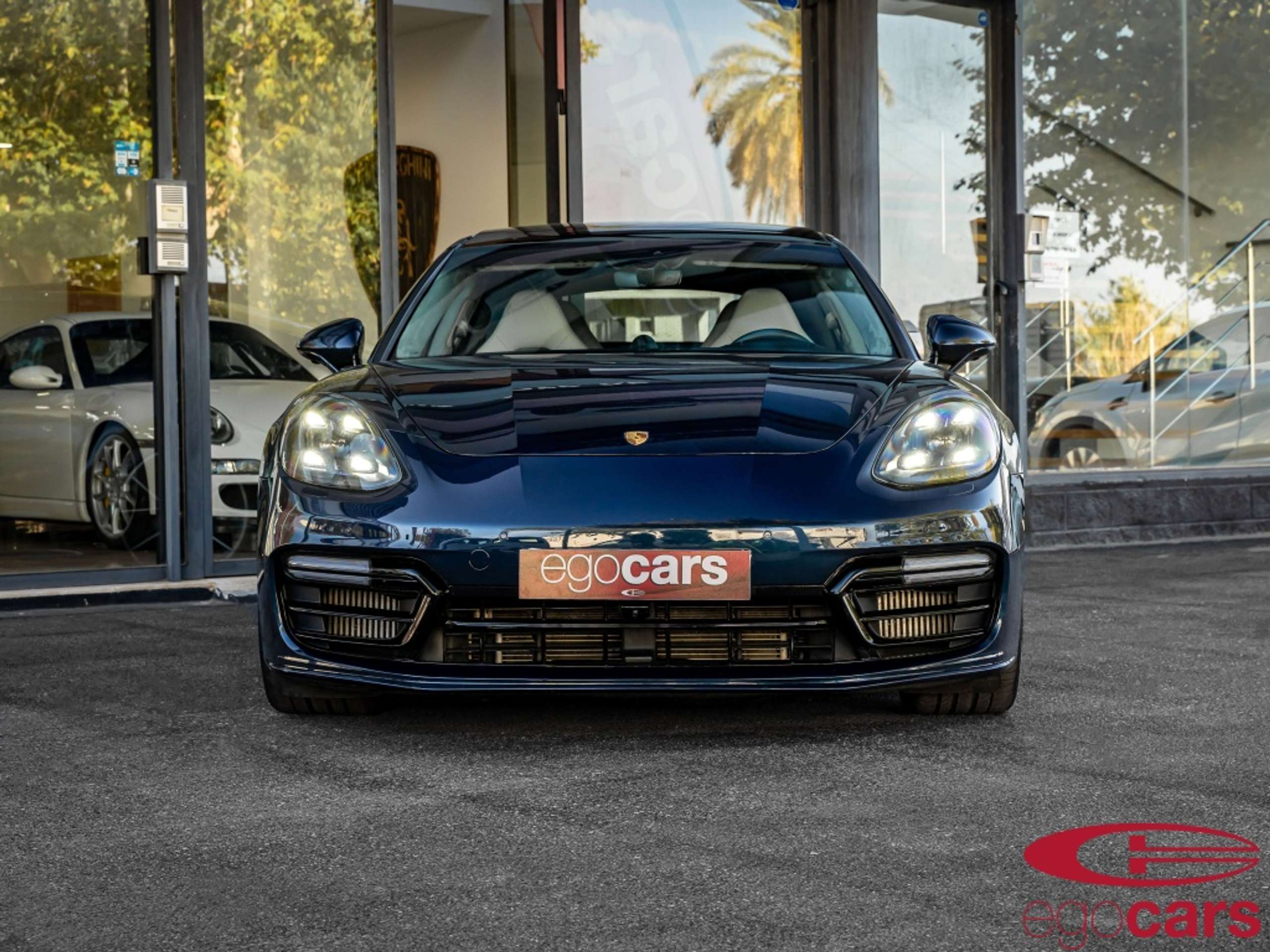 Porsche - Panamera