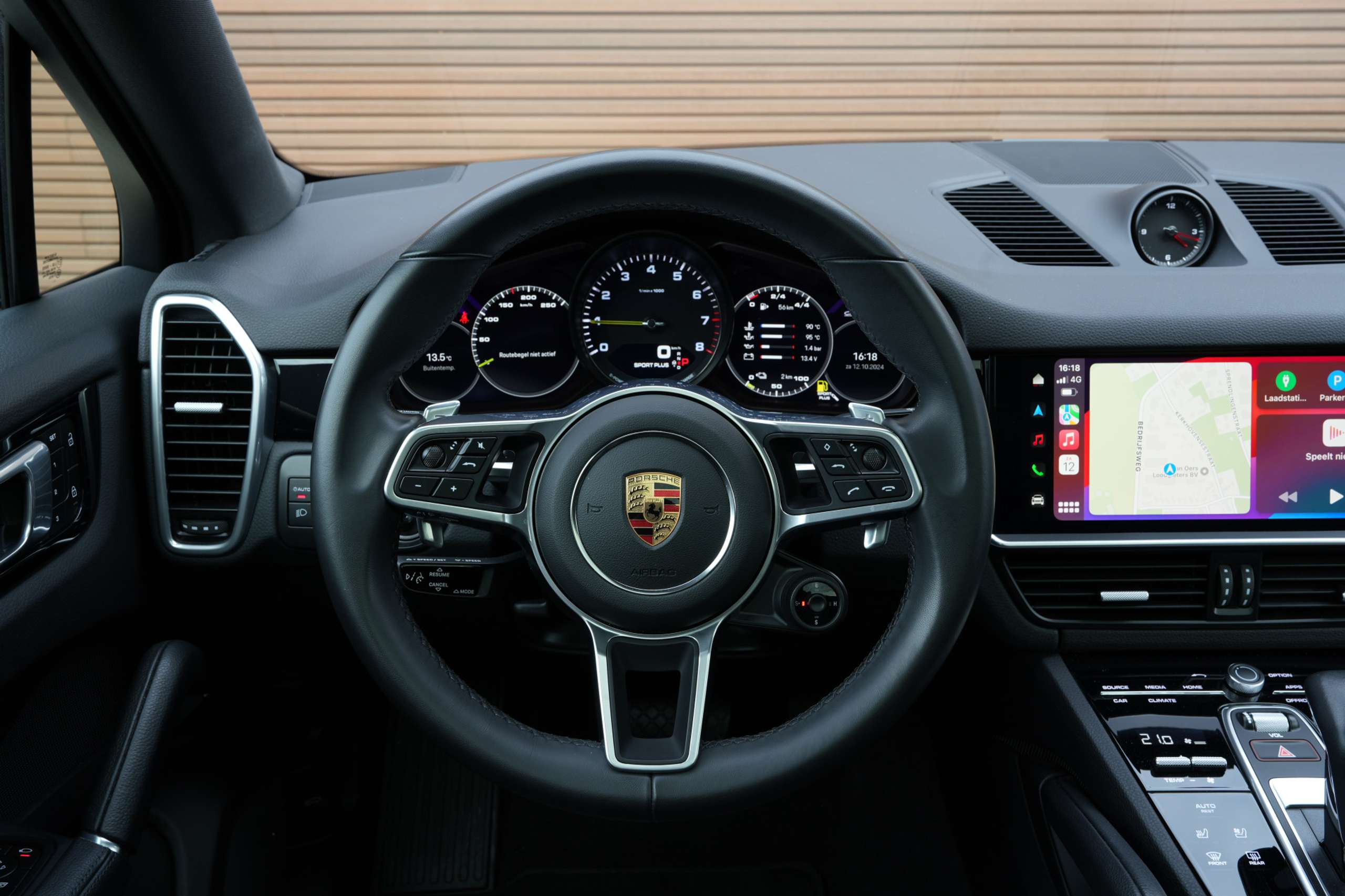 Porsche - Cayenne