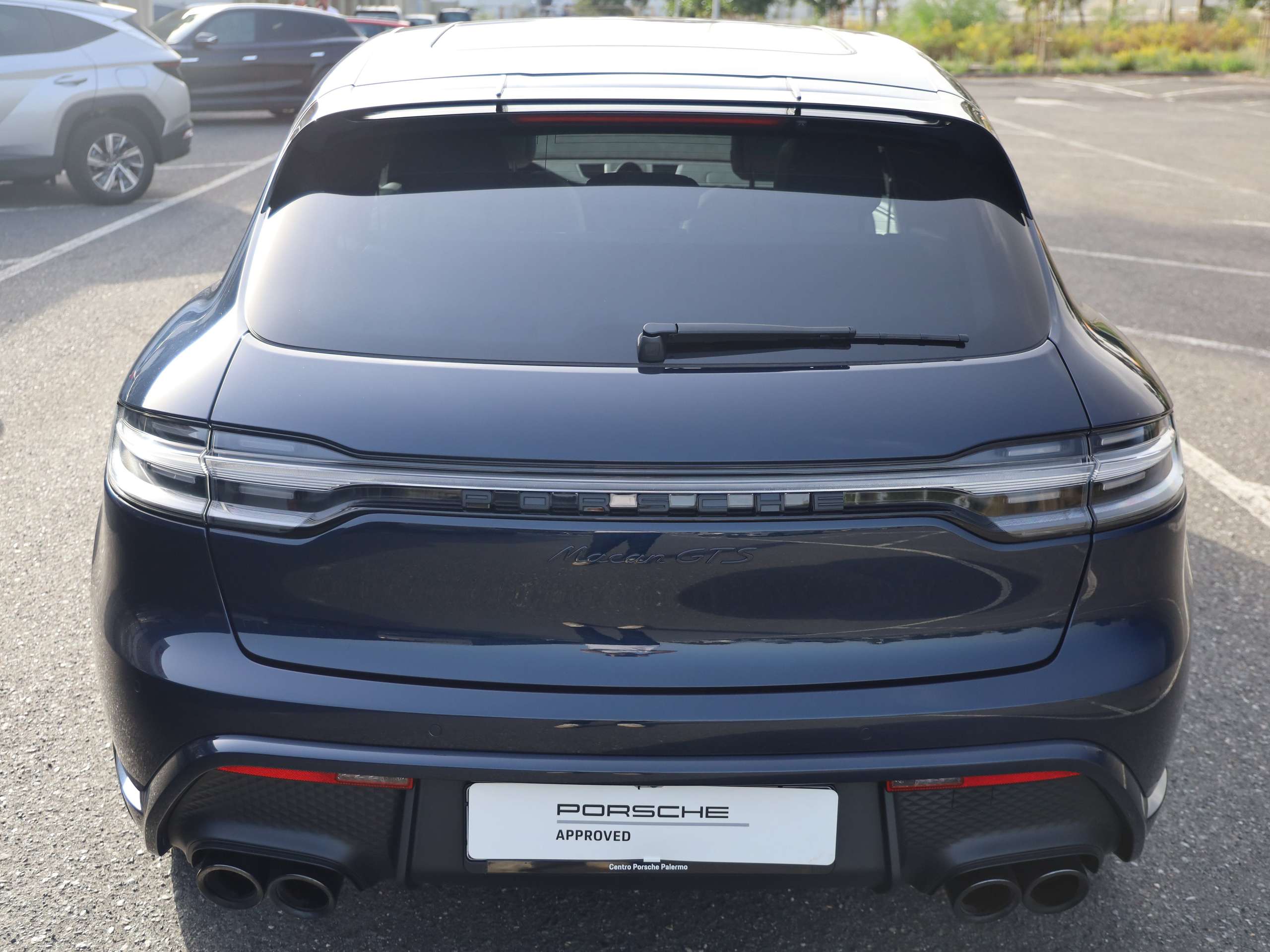 Porsche - Macan