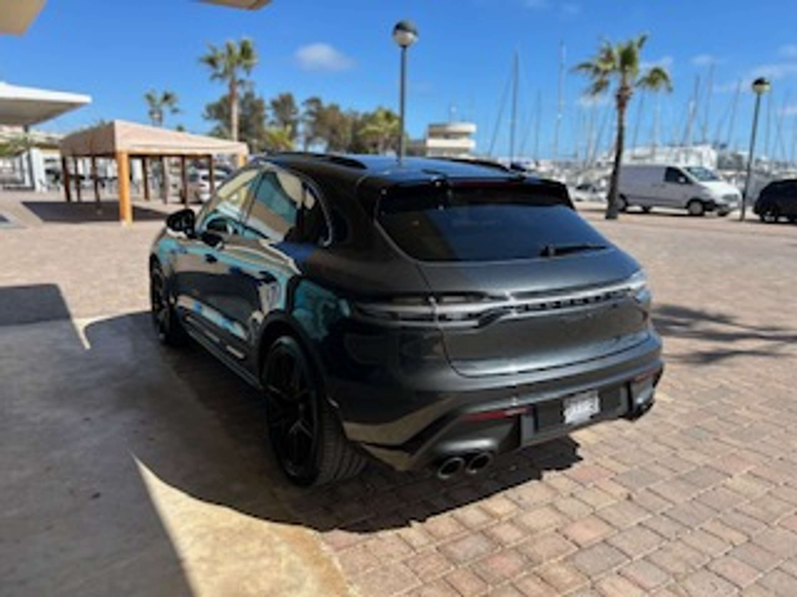 Porsche - Macan