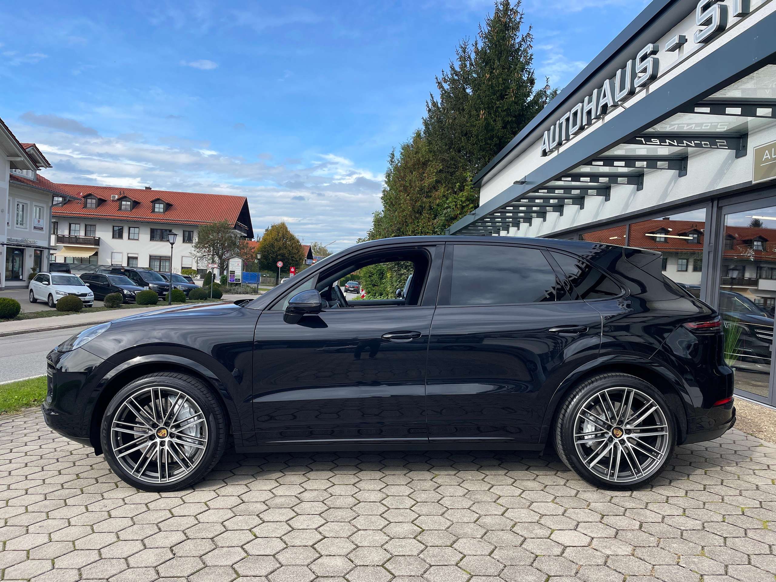 Porsche - Cayenne