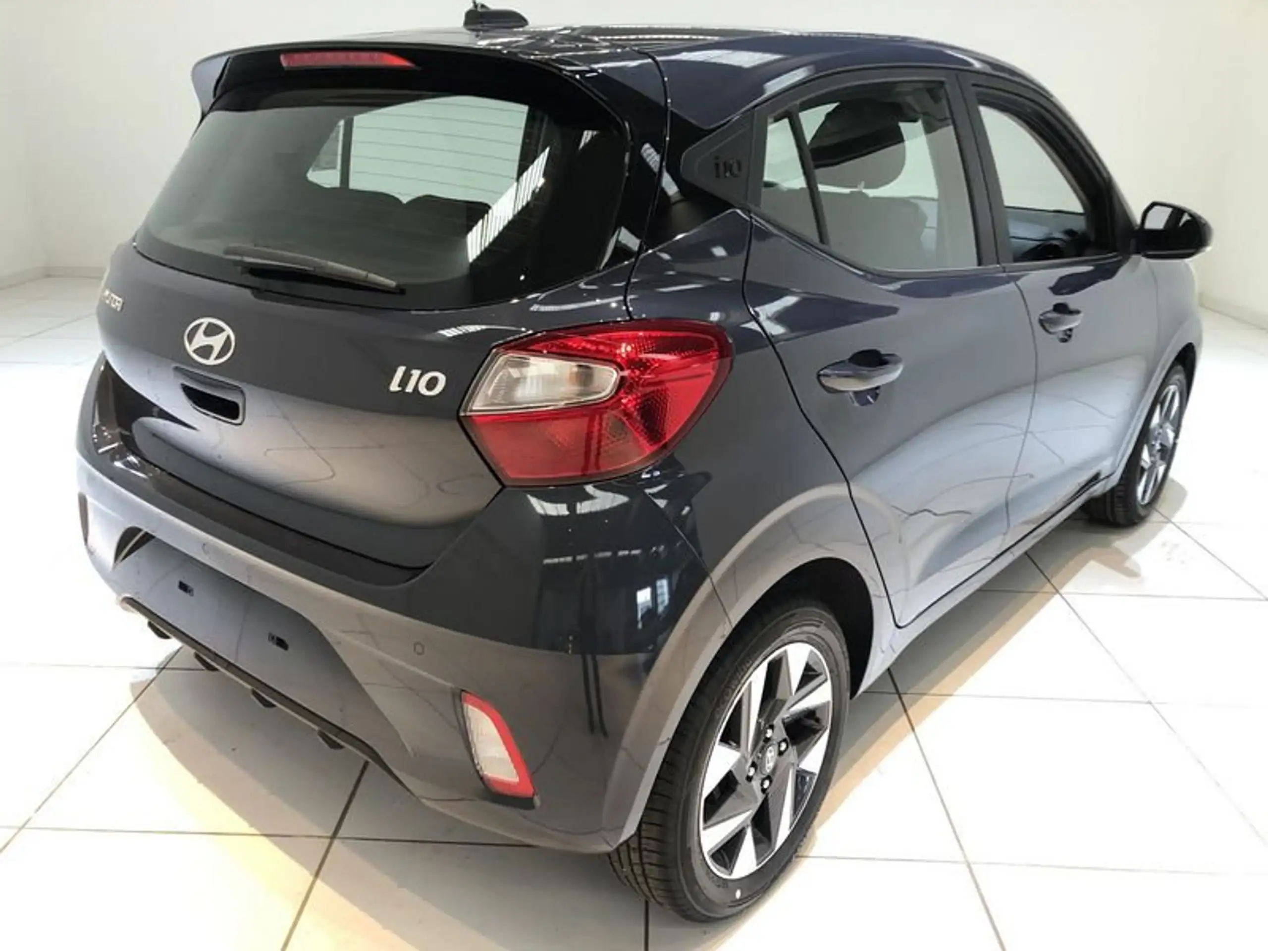 Hyundai - i10