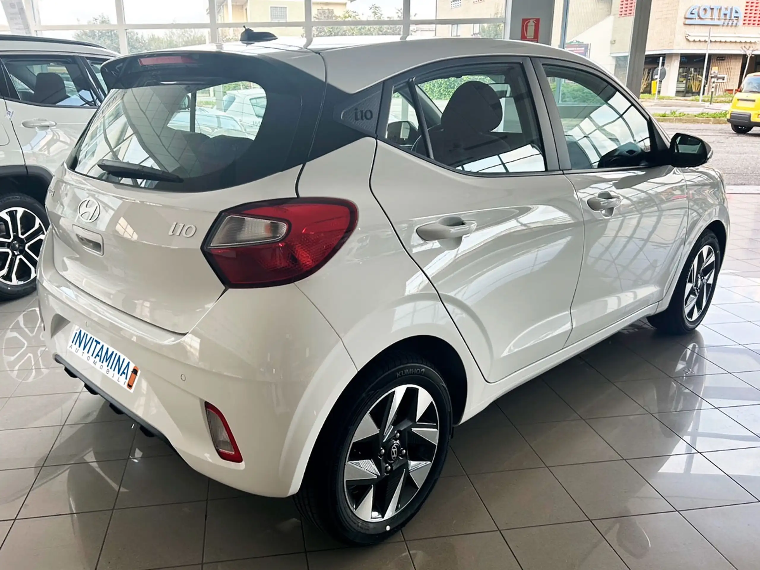 Hyundai - i10