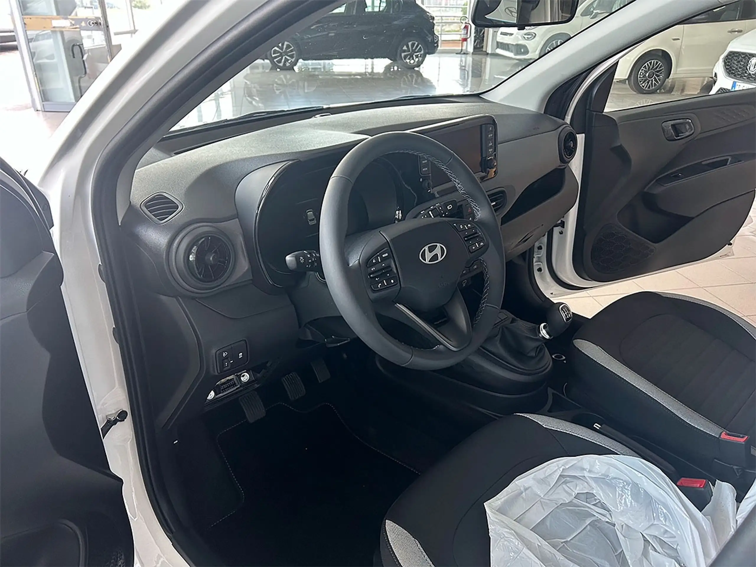 Hyundai - i10