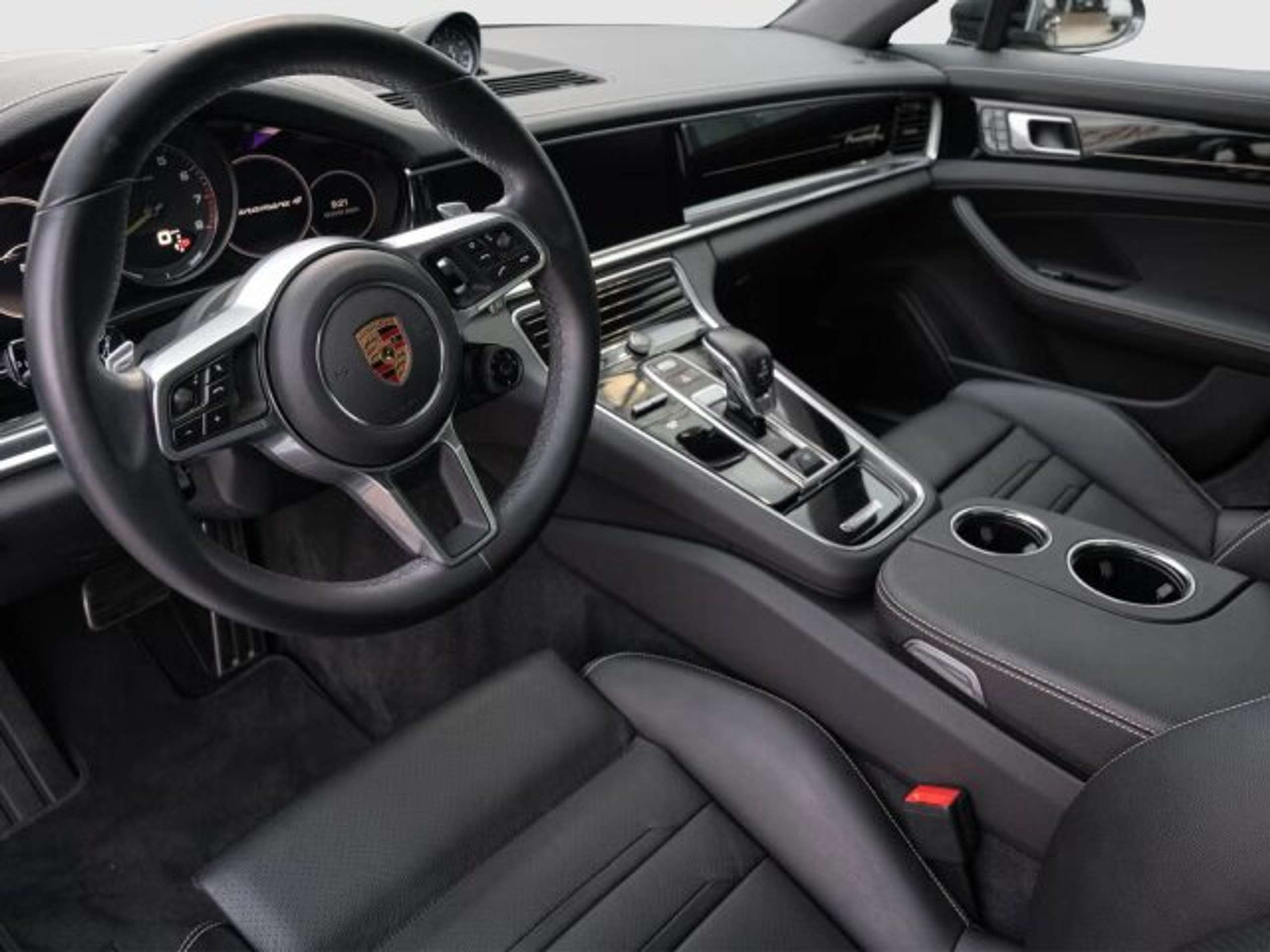 Porsche - Panamera