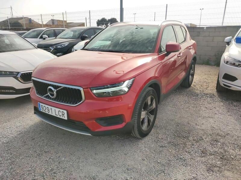 Volvo - XC40