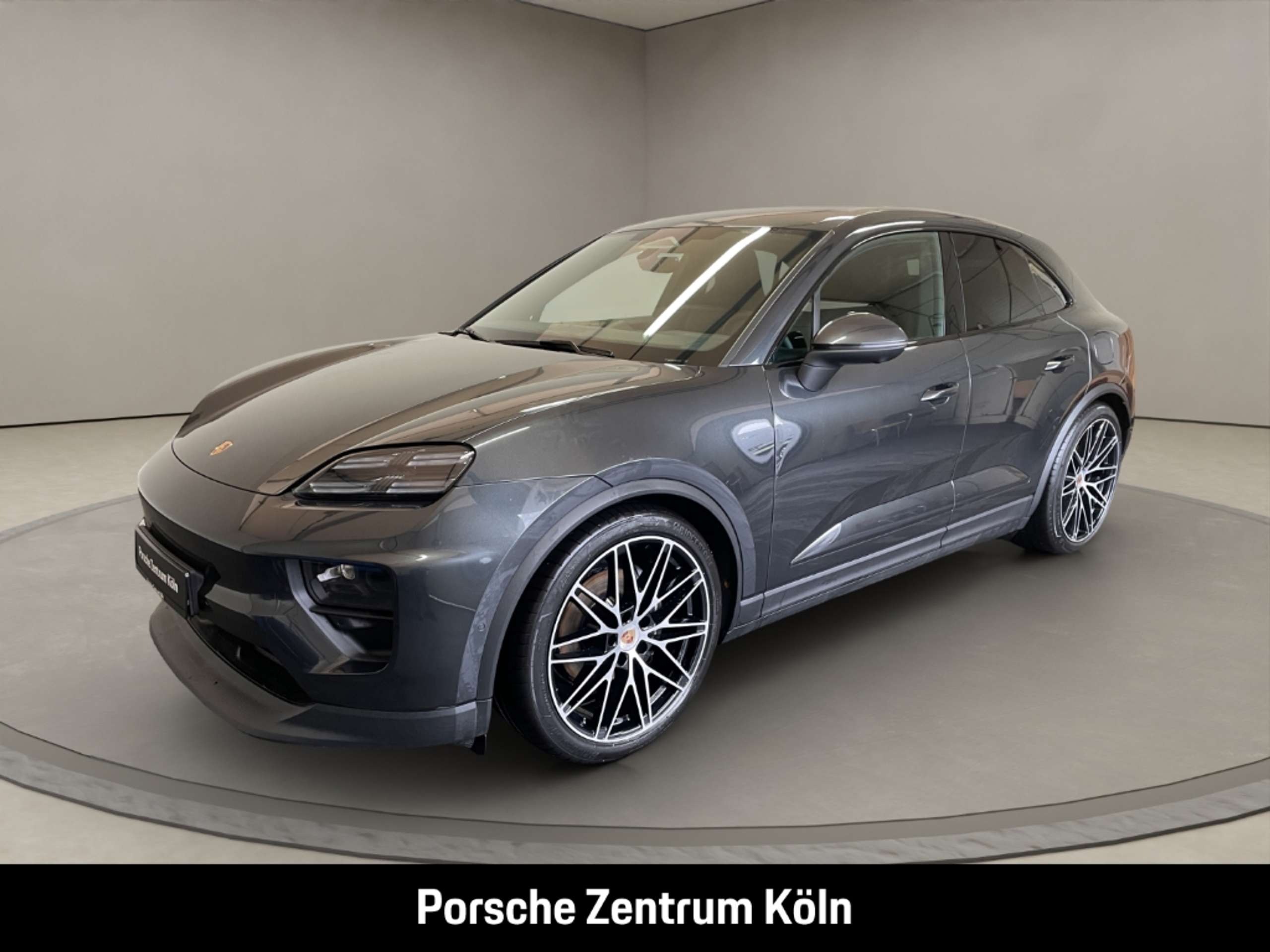 Porsche - Macan