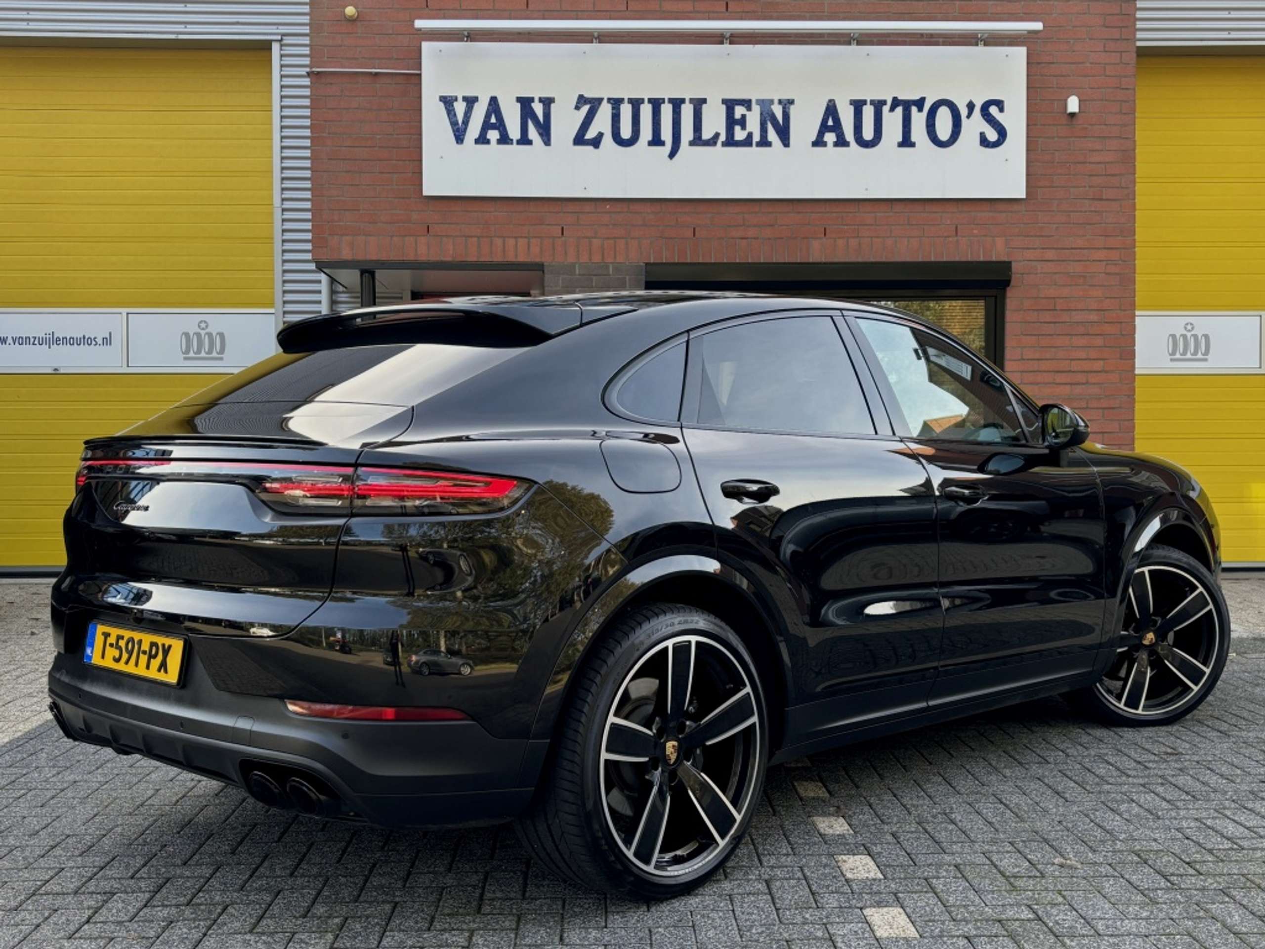 Porsche - Cayenne