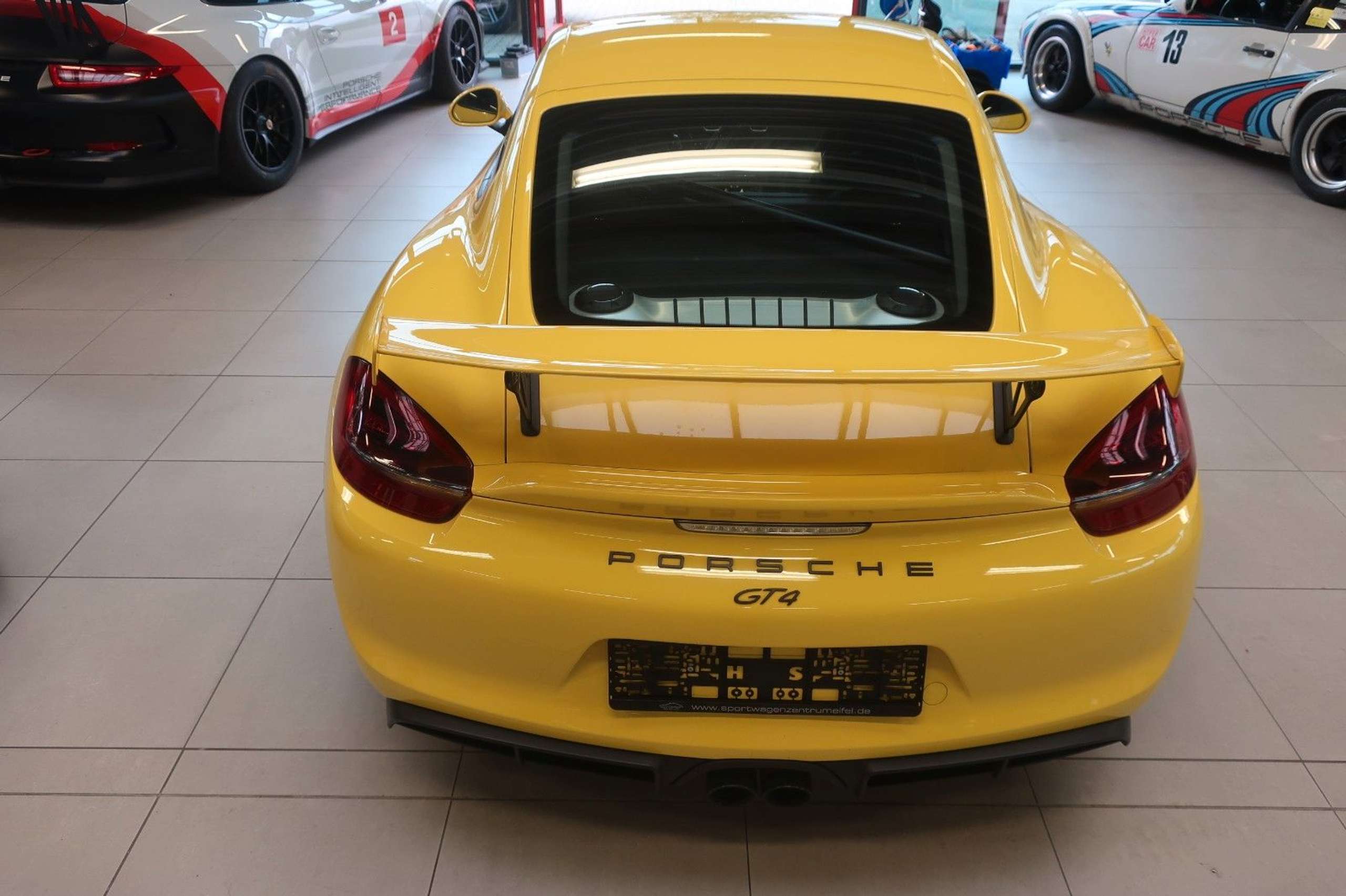 Porsche - Cayman