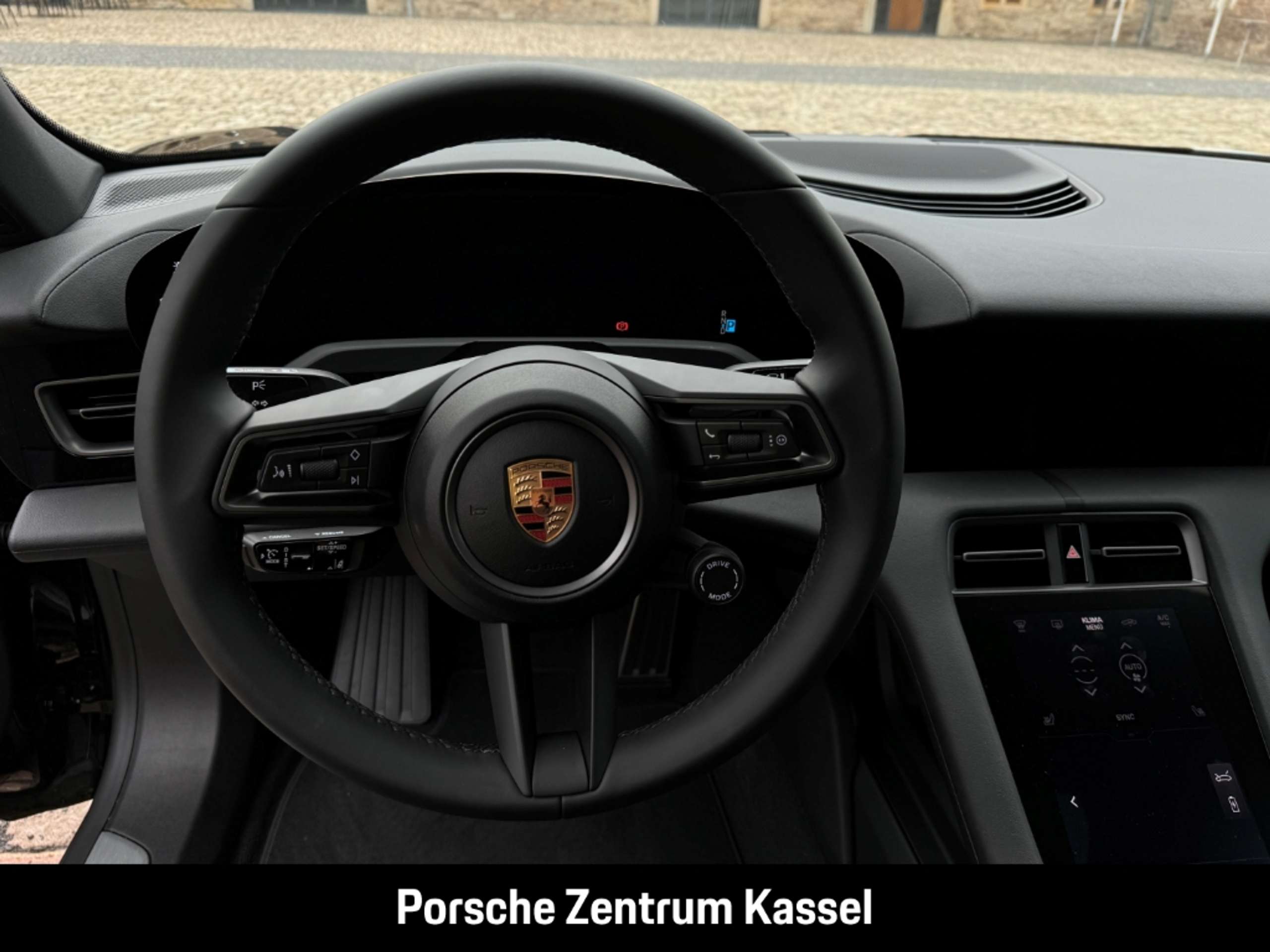 Porsche - Taycan