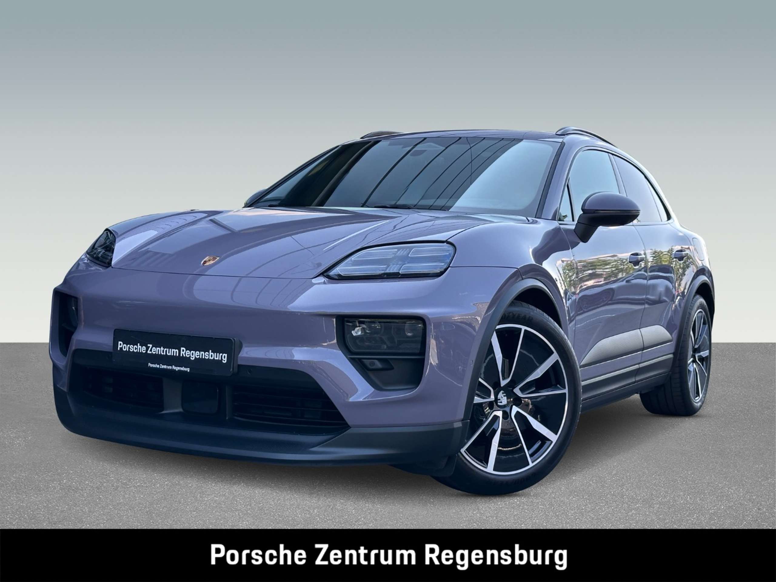 Porsche - Macan