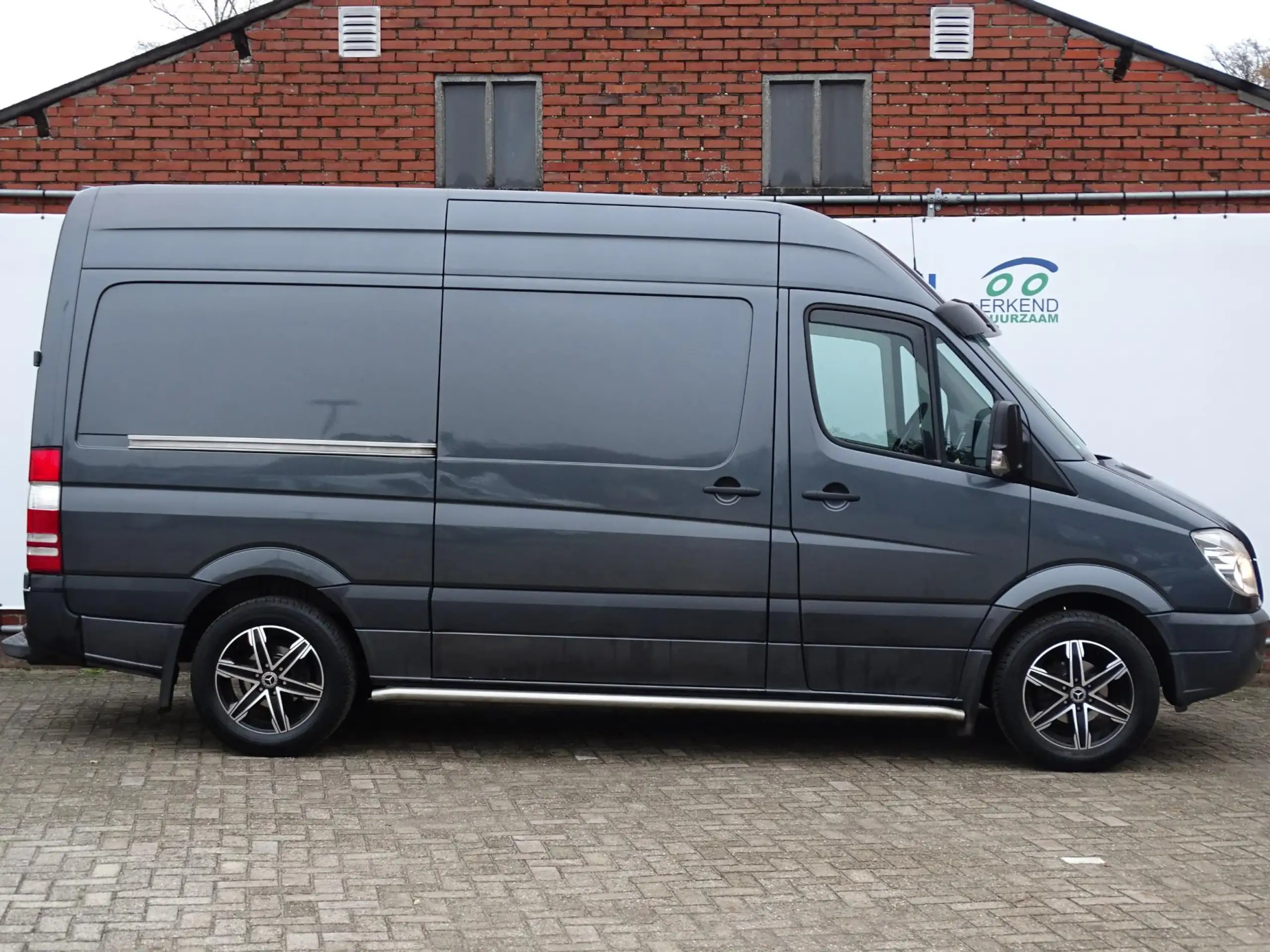 Mercedes-Benz - Sprinter