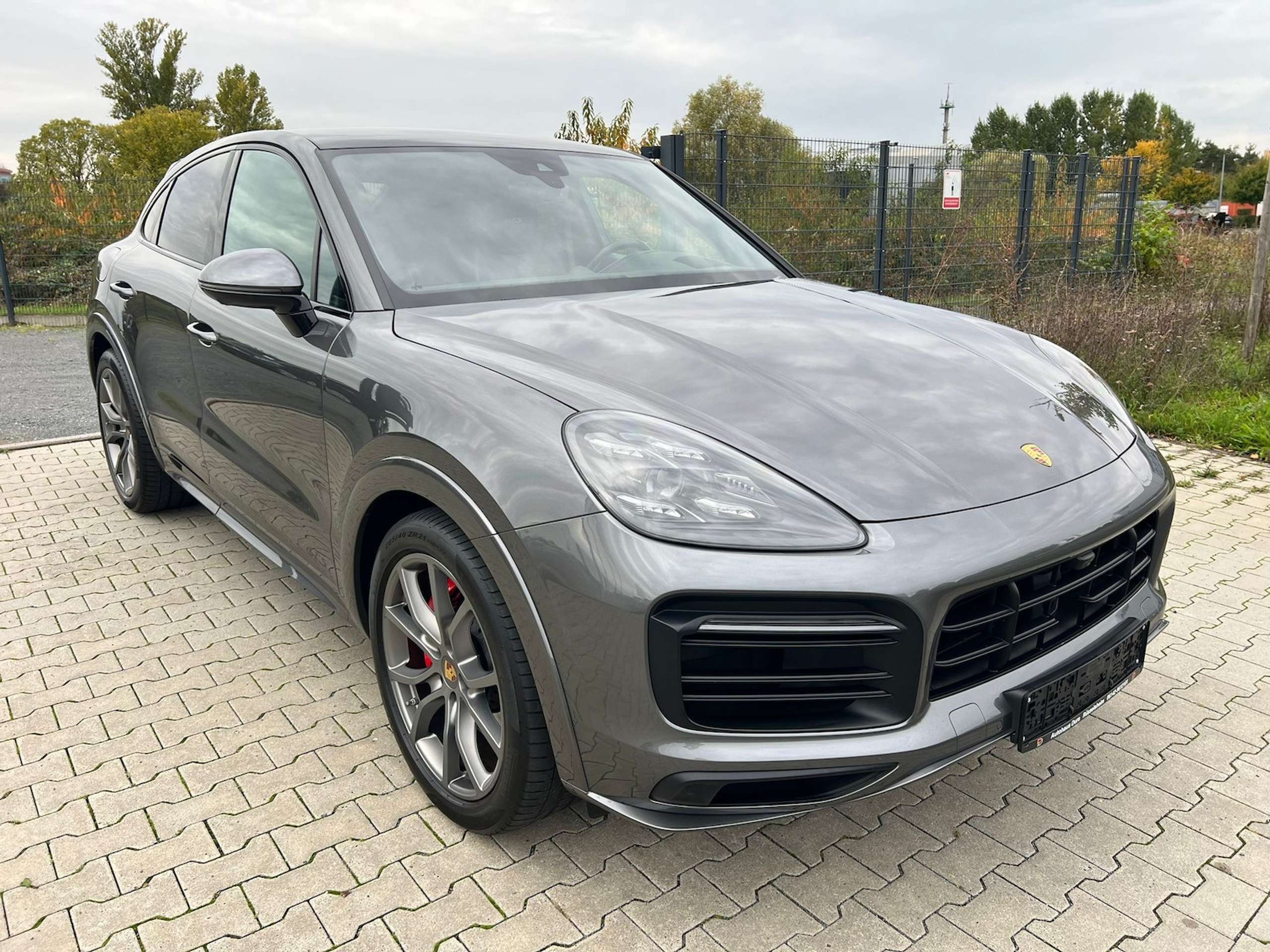 Porsche - Cayenne