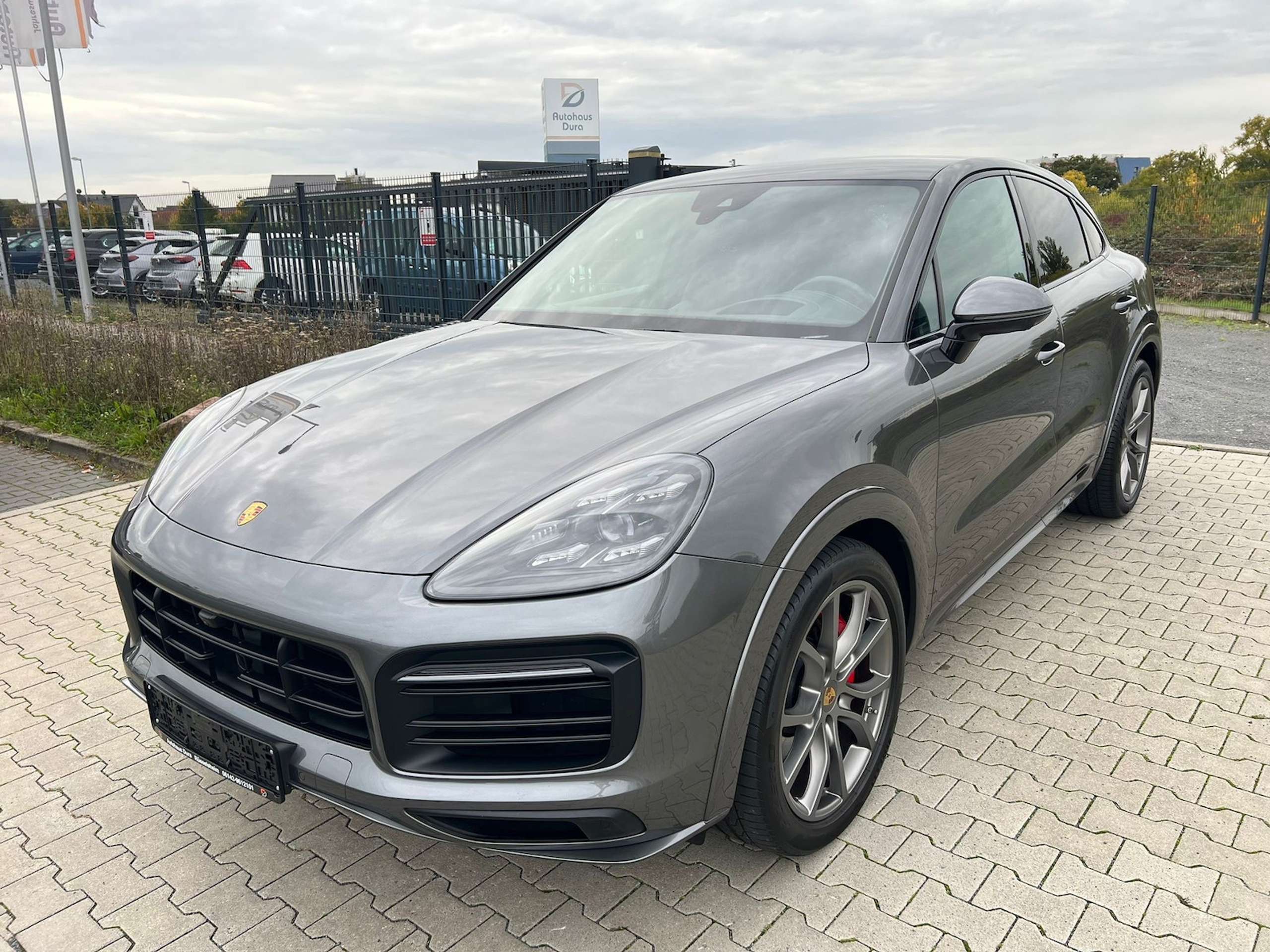 Porsche - Cayenne