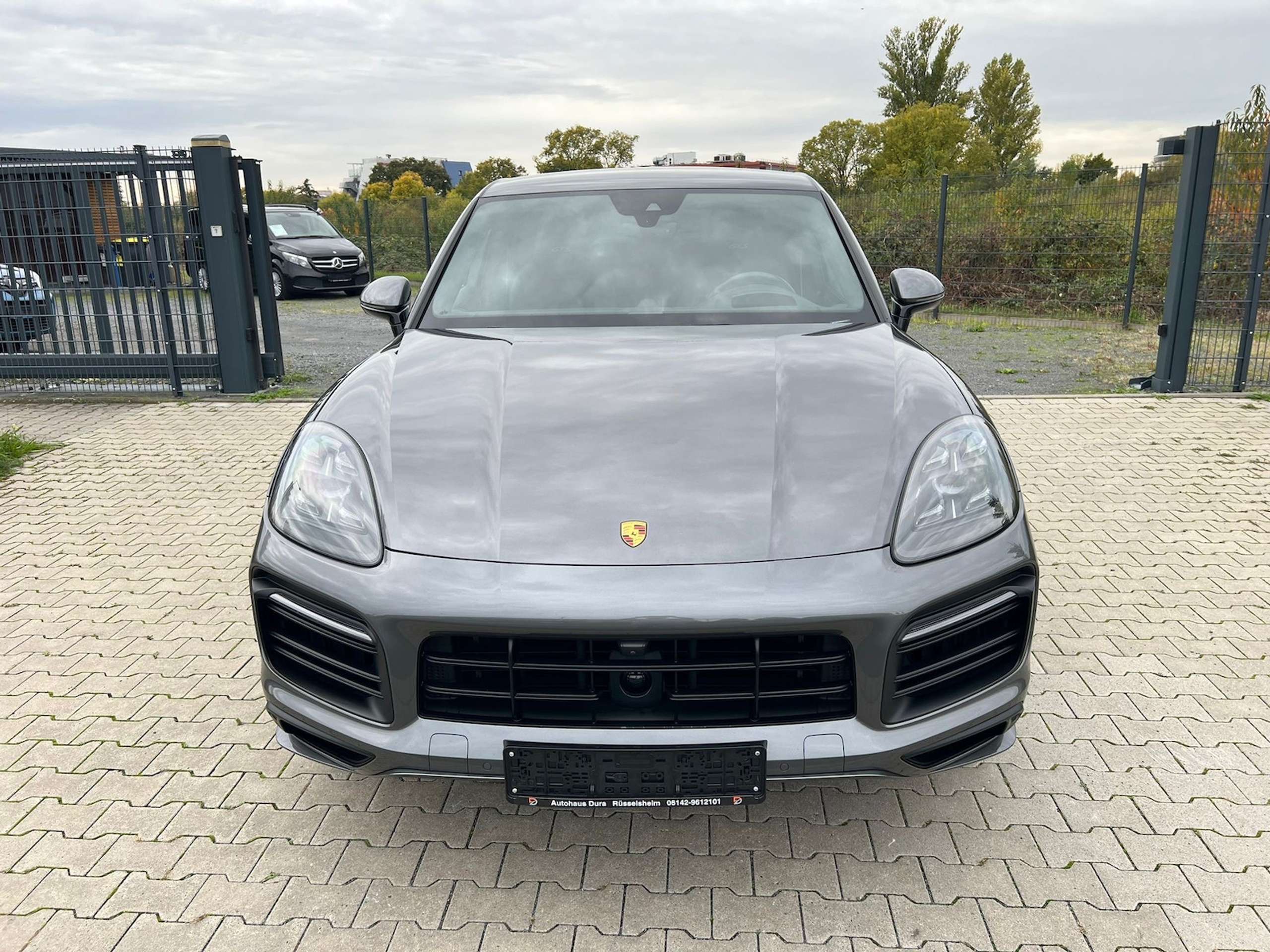 Porsche - Cayenne