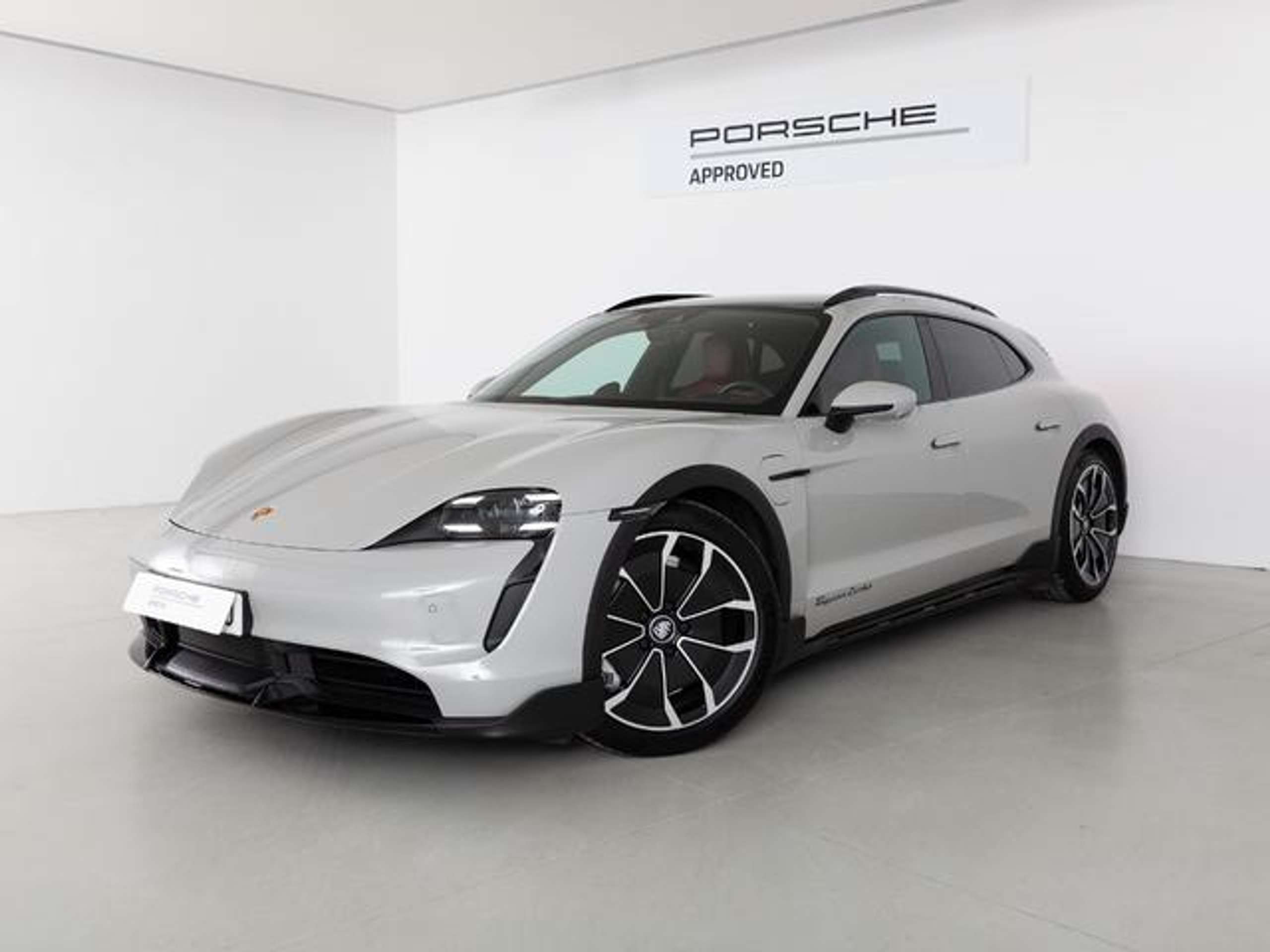 Porsche Taycan 2021